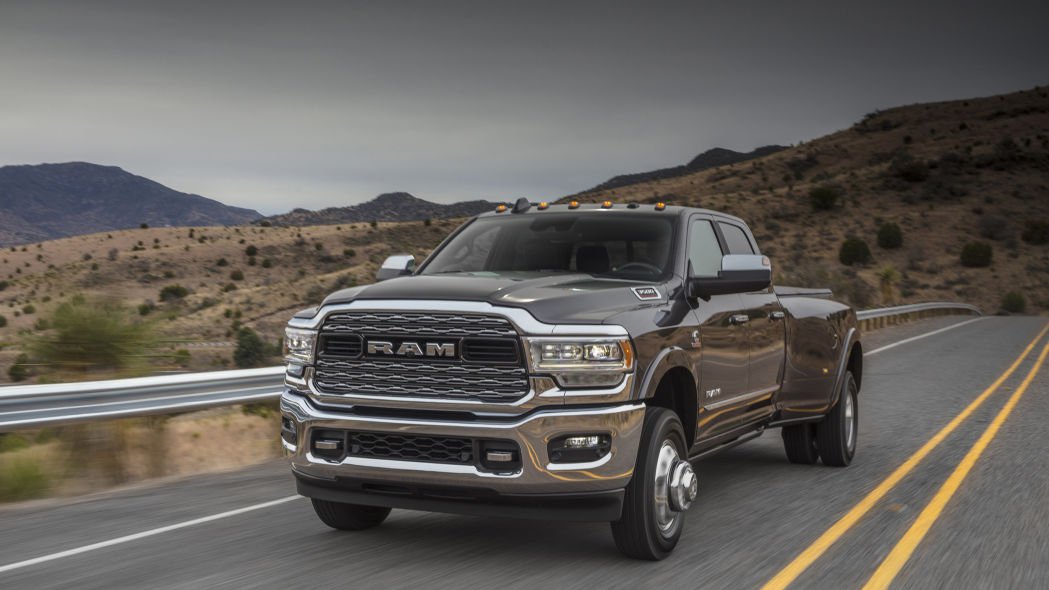 Ram Trucks, sınıfının en güçlü pickup modellerini tanıttı: 2019 Ram HD ailesi