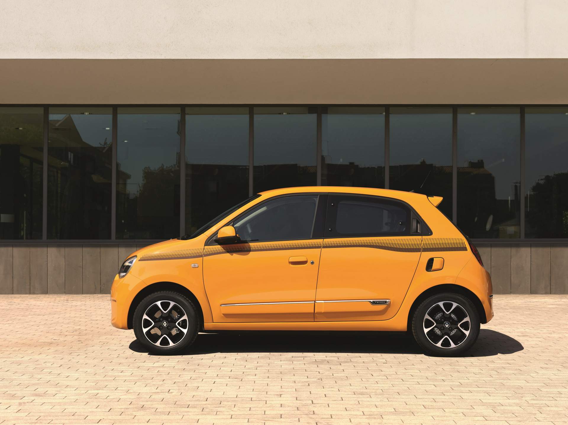 2019 Renault Twingo tanıtıldı: Yeni renk ve motor seçenekleri