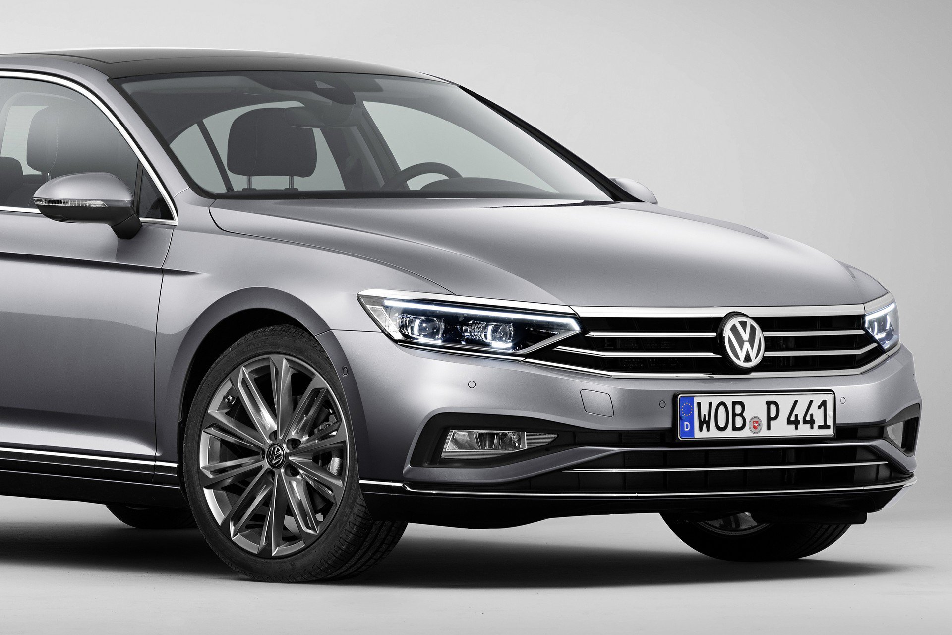 Makyajlı 2020 Volkswagen Passat tanıtıldı: Yeni motor ve teknolojiler