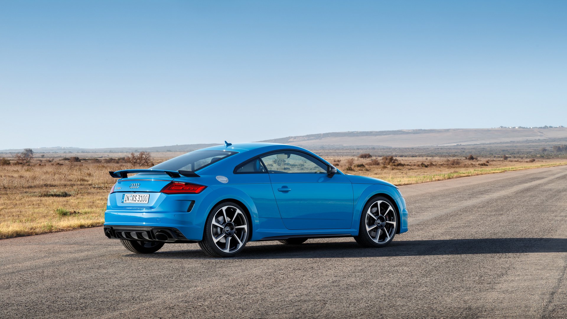 2020 Audi TT RS Coupe ve Roadster tanıtıldı