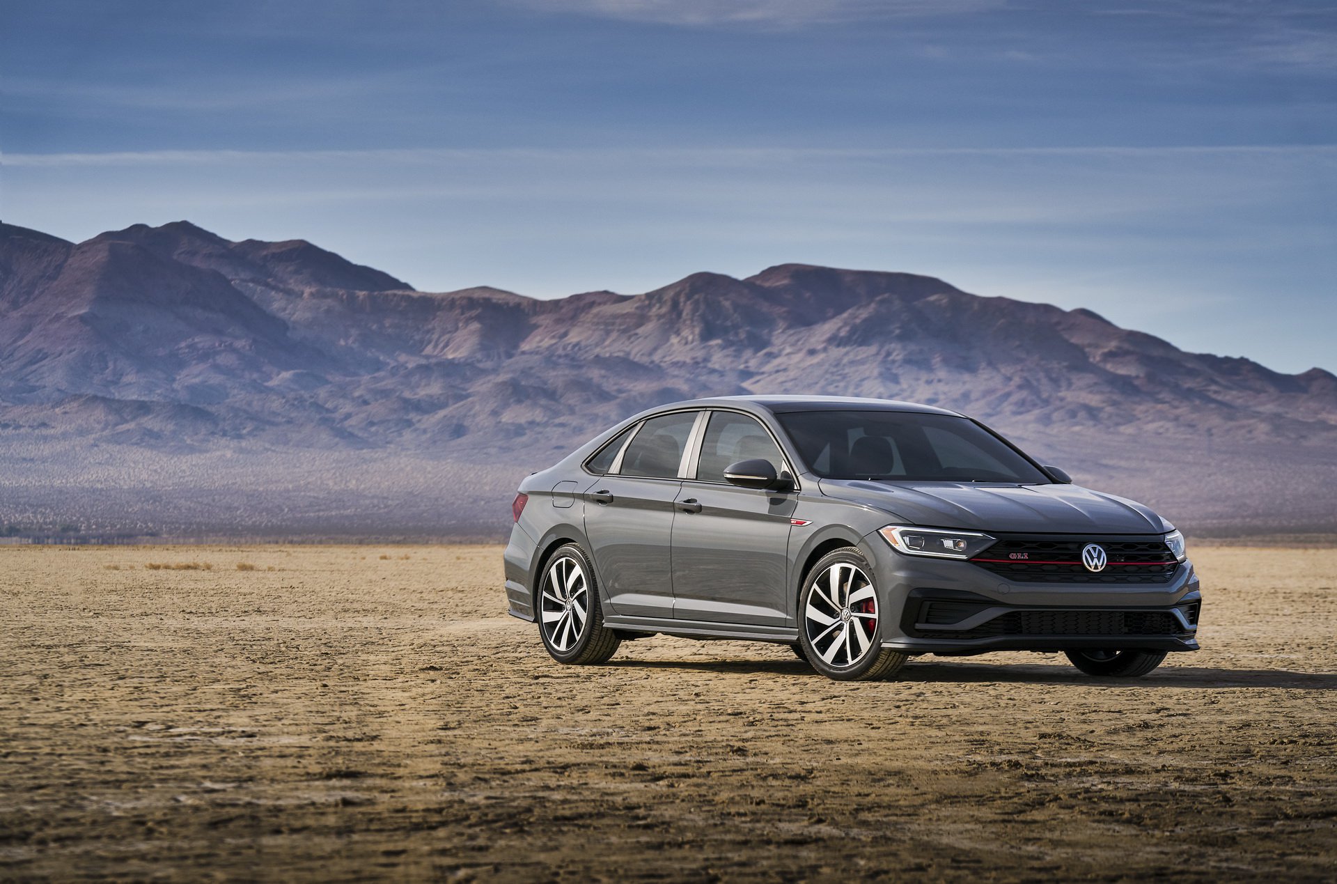 2019 Volkswagen Jetta GLI ABD'deki fuarda tanıtıldı