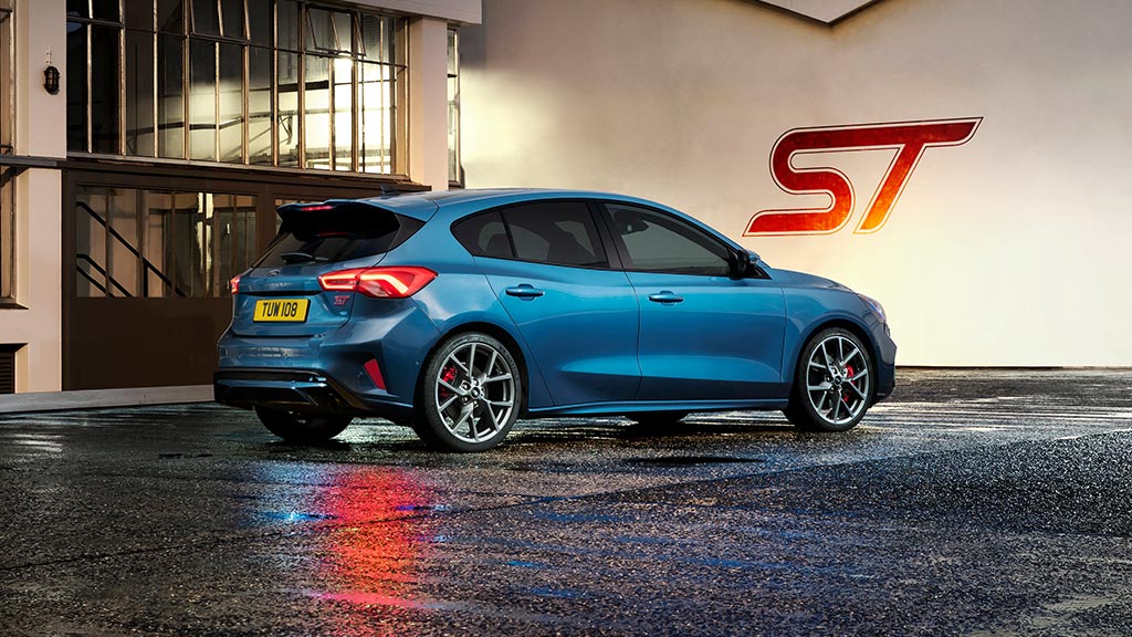 2019 Ford Focus ST tanıtıldı: 2.3L EcoBoost ile 276 beygir