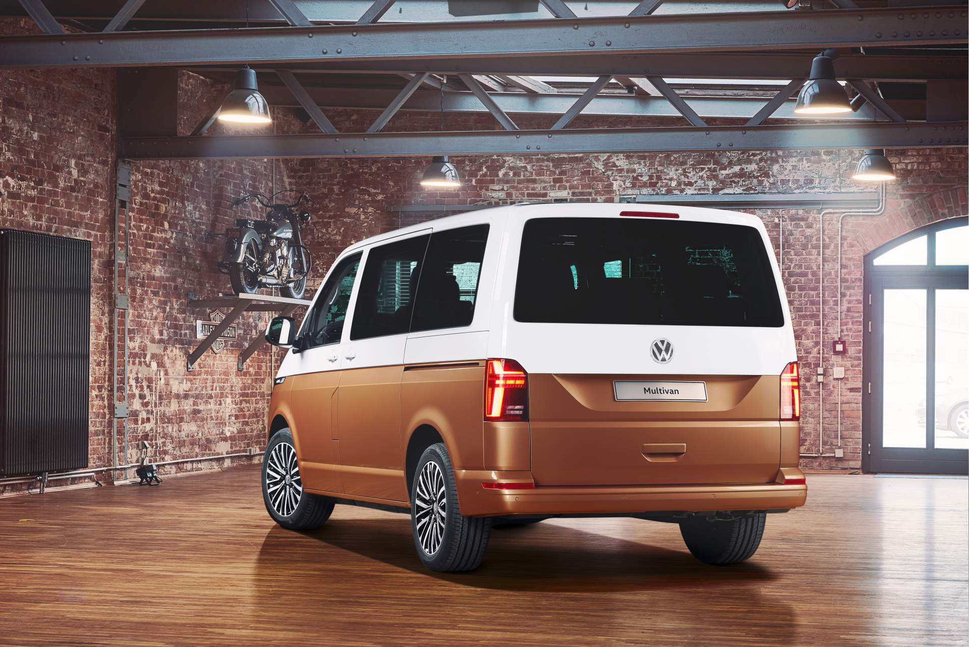 2020 Volkswagen Multivan 6.1 yeni teknolojileriyle tanıtıldı