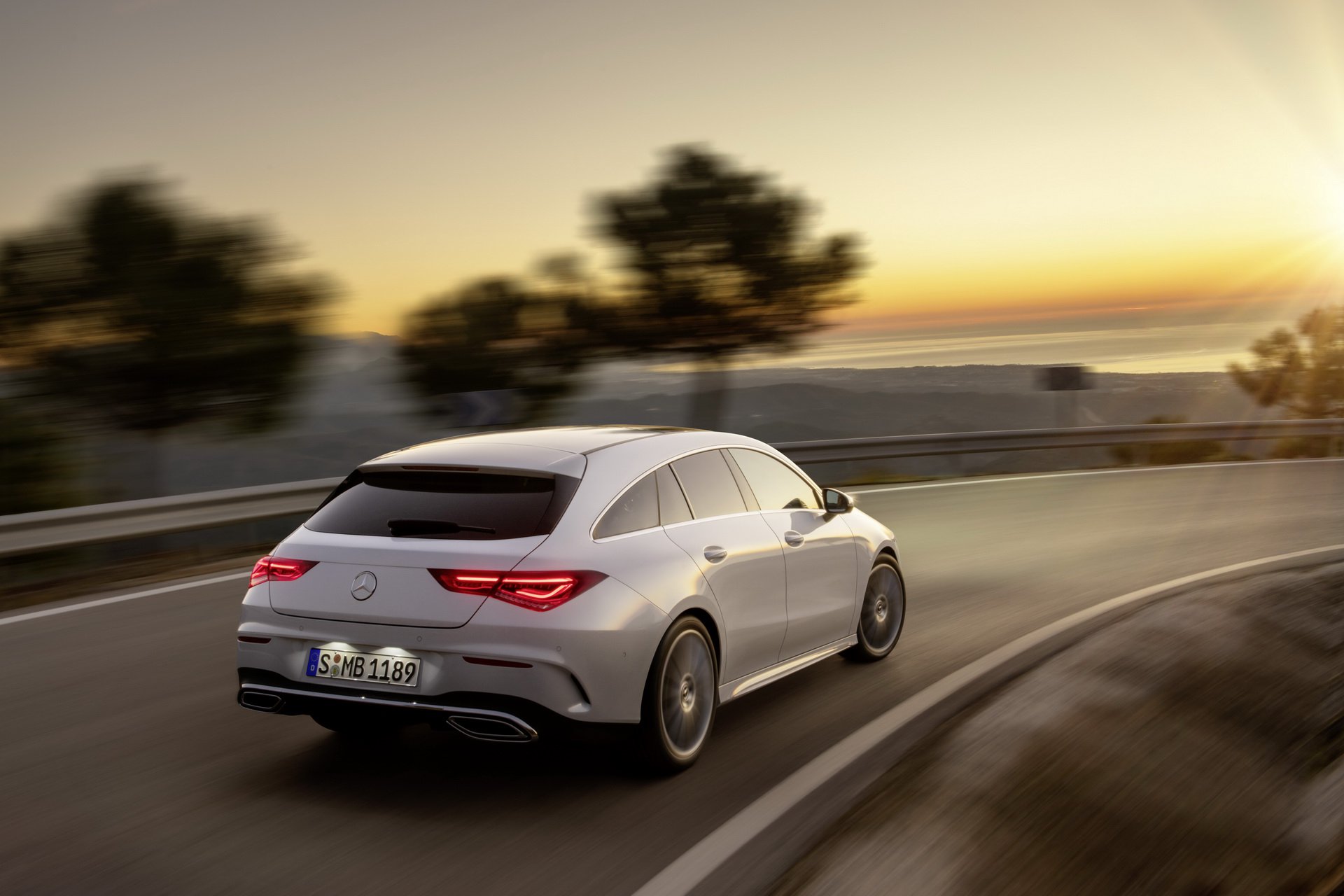 Yeni Mercedes CLA Shooting Brake Cenevre'de görücüye çıktı