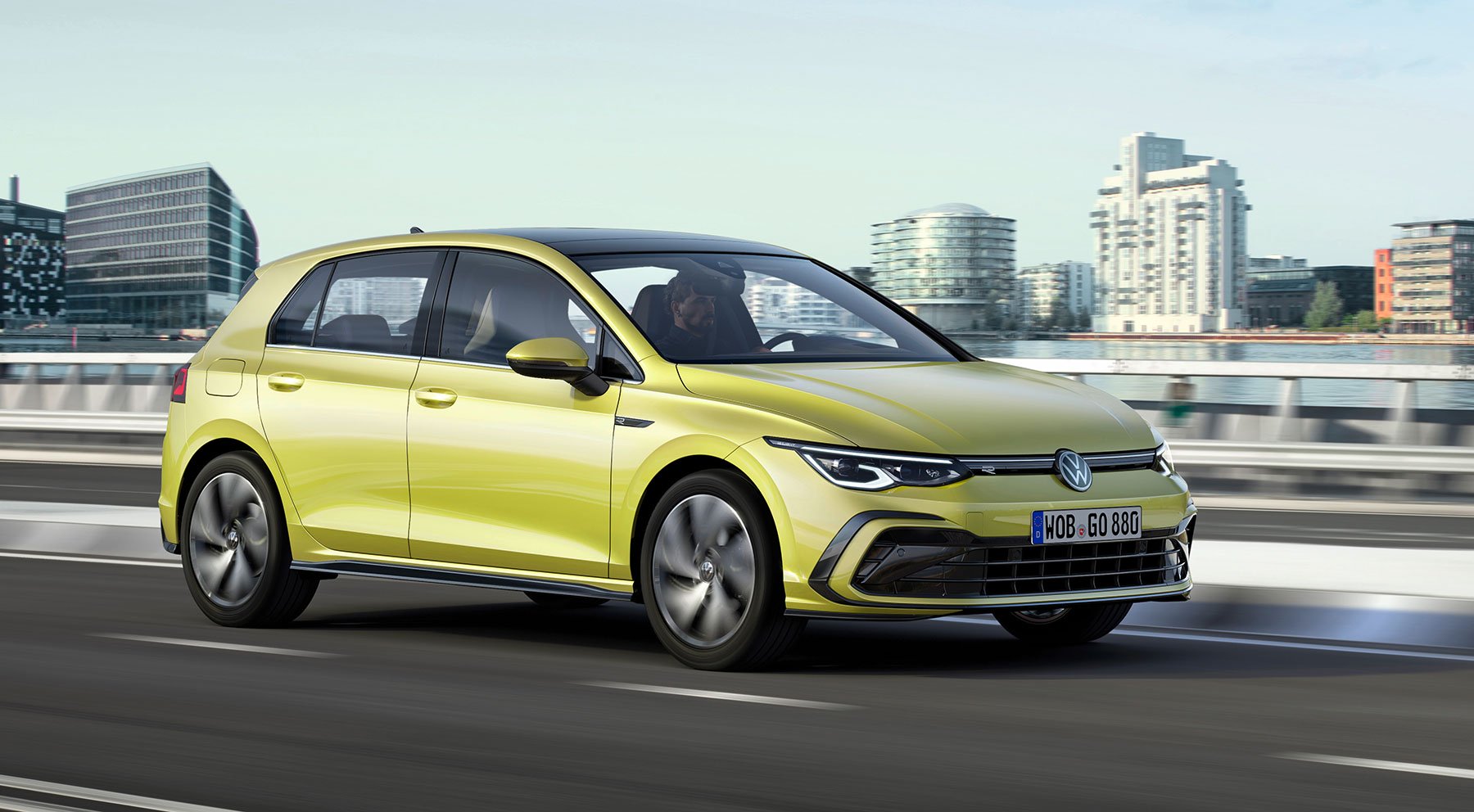 2020 Volkswagen Golf (Mk8) yeni görüntülerle tamamen ortaya çıktı