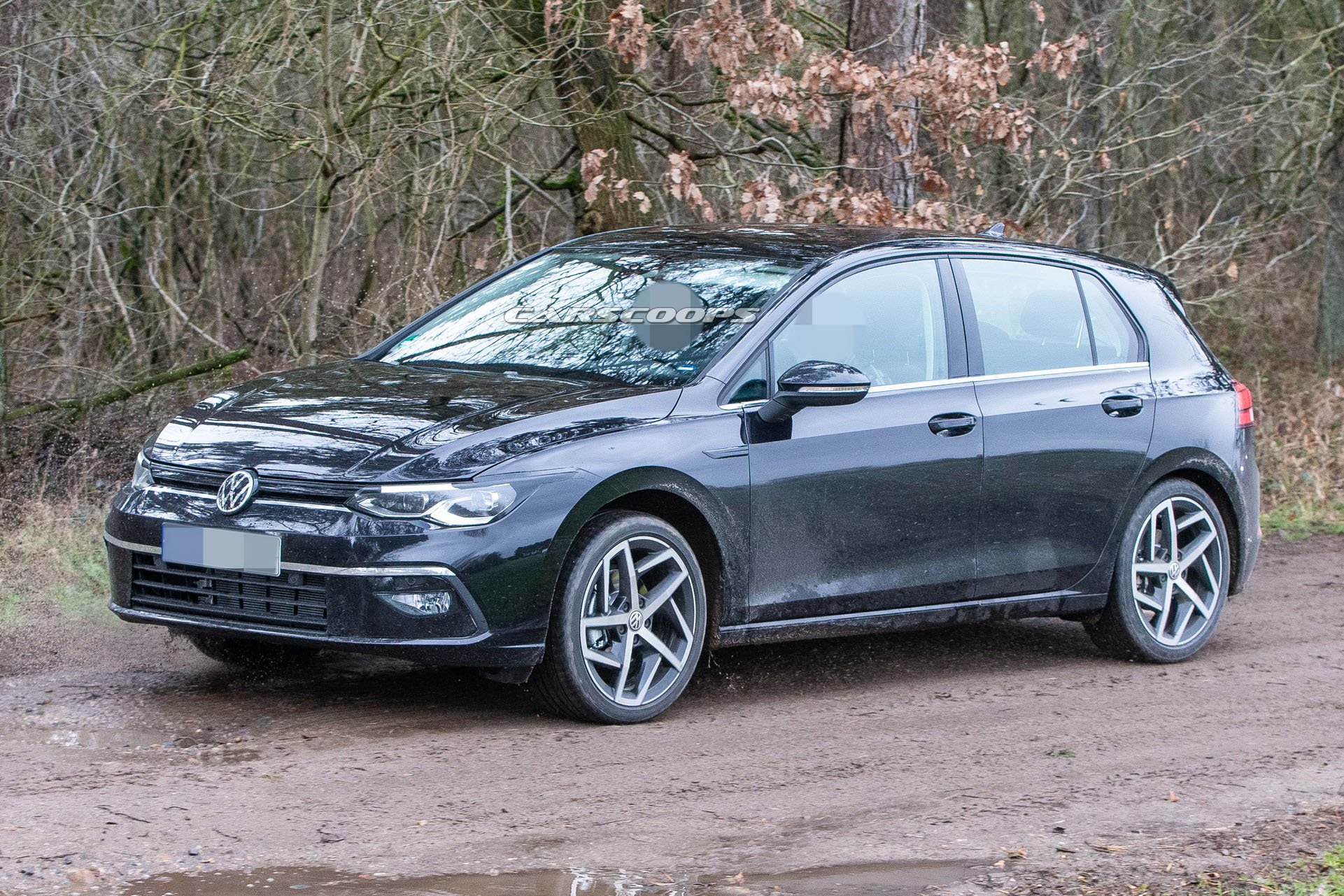 2020 Volkswagen Golf (Mk8) yeni görüntülerle tamamen ortaya çıktı