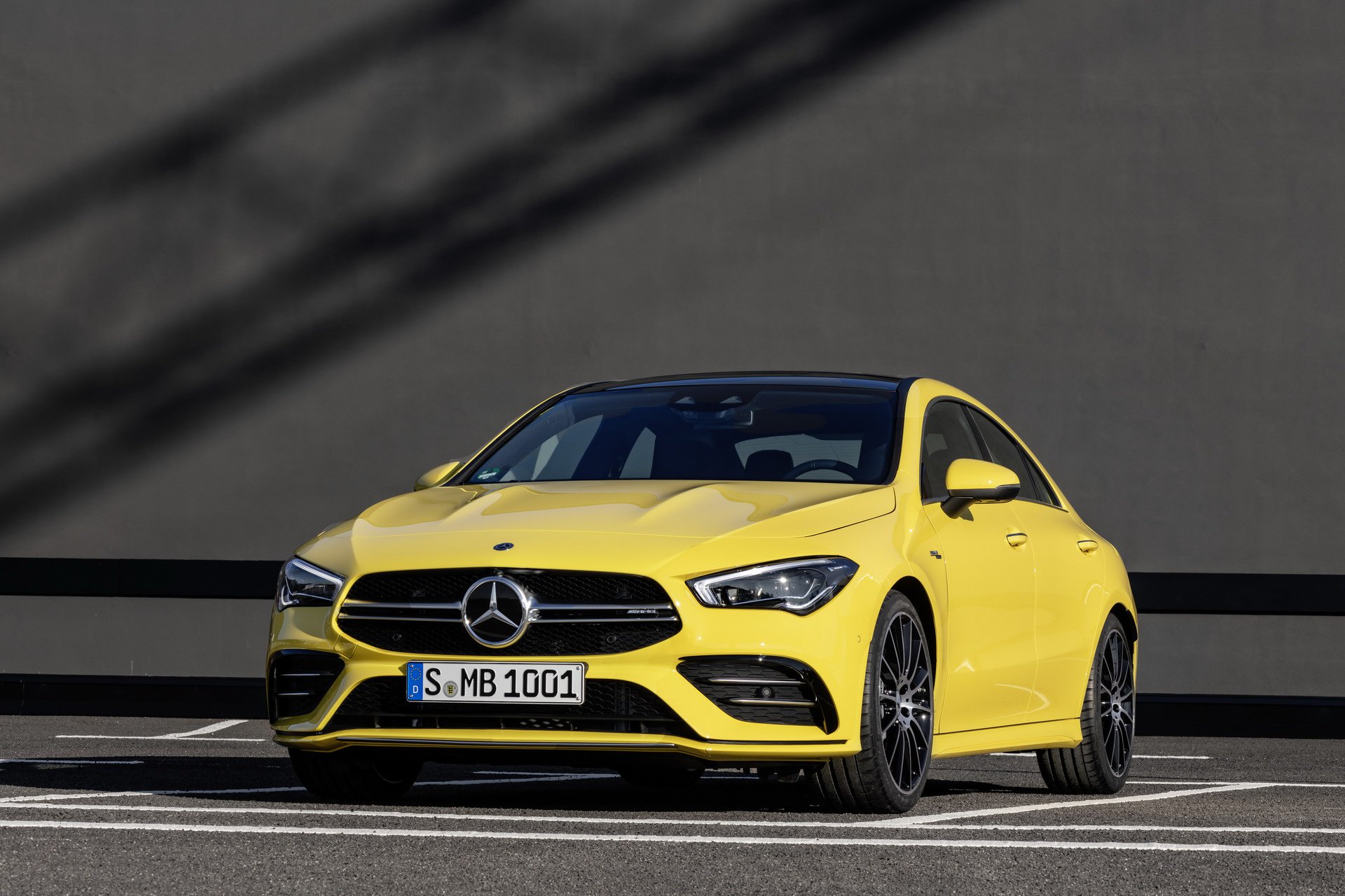 306 beygirlik yeni Mercedes-AMG CLA 35 4MATIC tanıtıldı