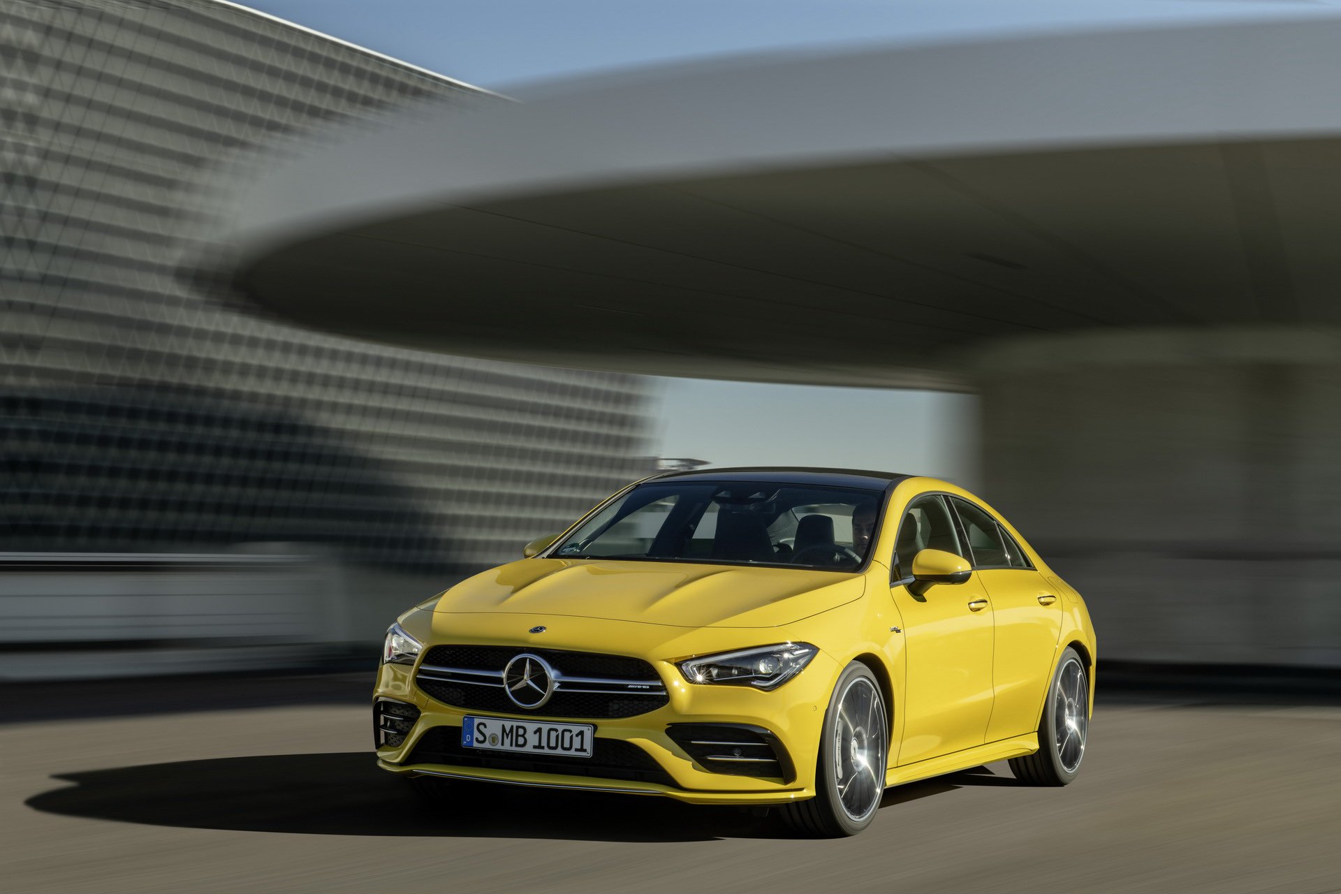 306 beygirlik yeni Mercedes-AMG CLA 35 4MATIC tanıtıldı