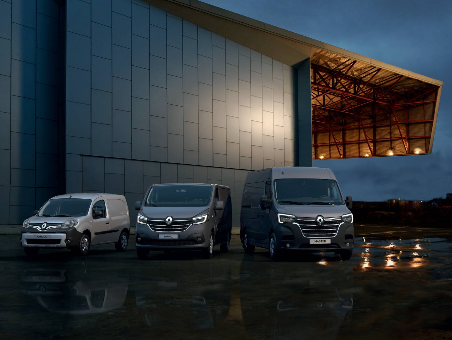 Makyajlanan 2019 Renault Master ve Trafic modelleri tanıtıldı