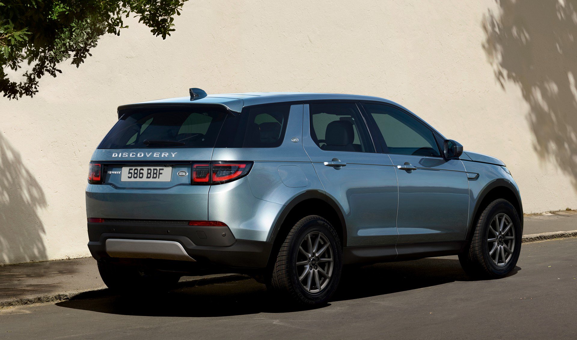 2019 Land Rover Discovery Sport tanıtıldı: İşte fiyatı ve özellikleri