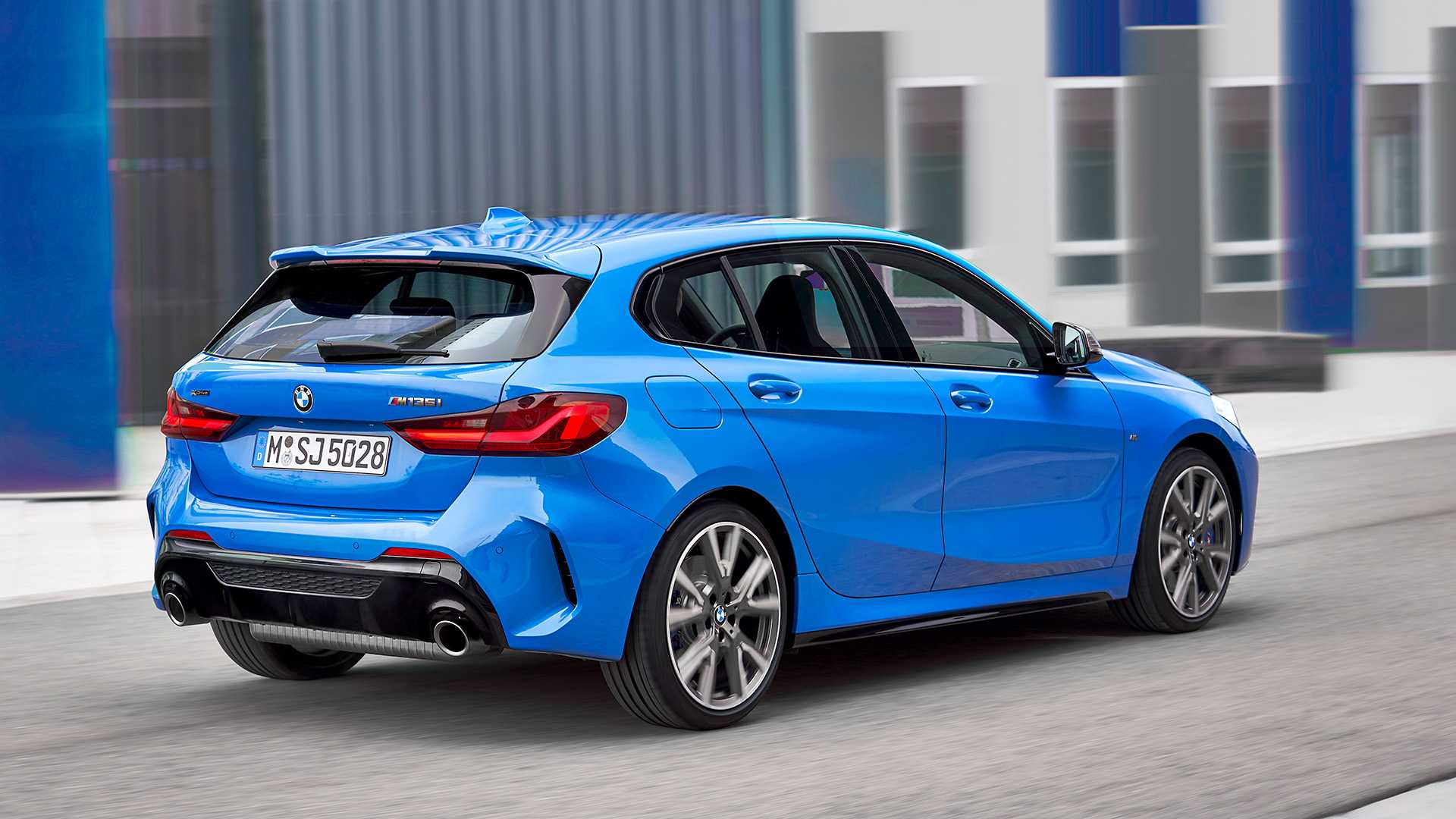 2019 BMW 1 Serisi tanıtıldı: Önden çekişe merhaba