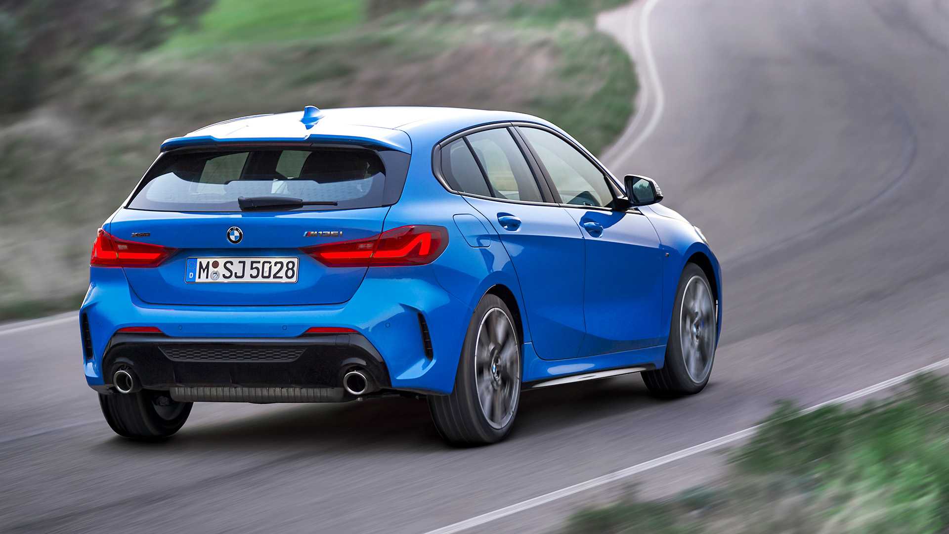 2019 BMW 1 Serisi tanıtıldı: Önden çekişe merhaba