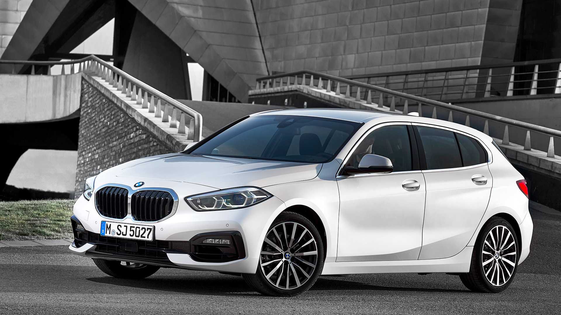 2019 BMW 1 Serisi tanıtıldı: Önden çekişe merhaba