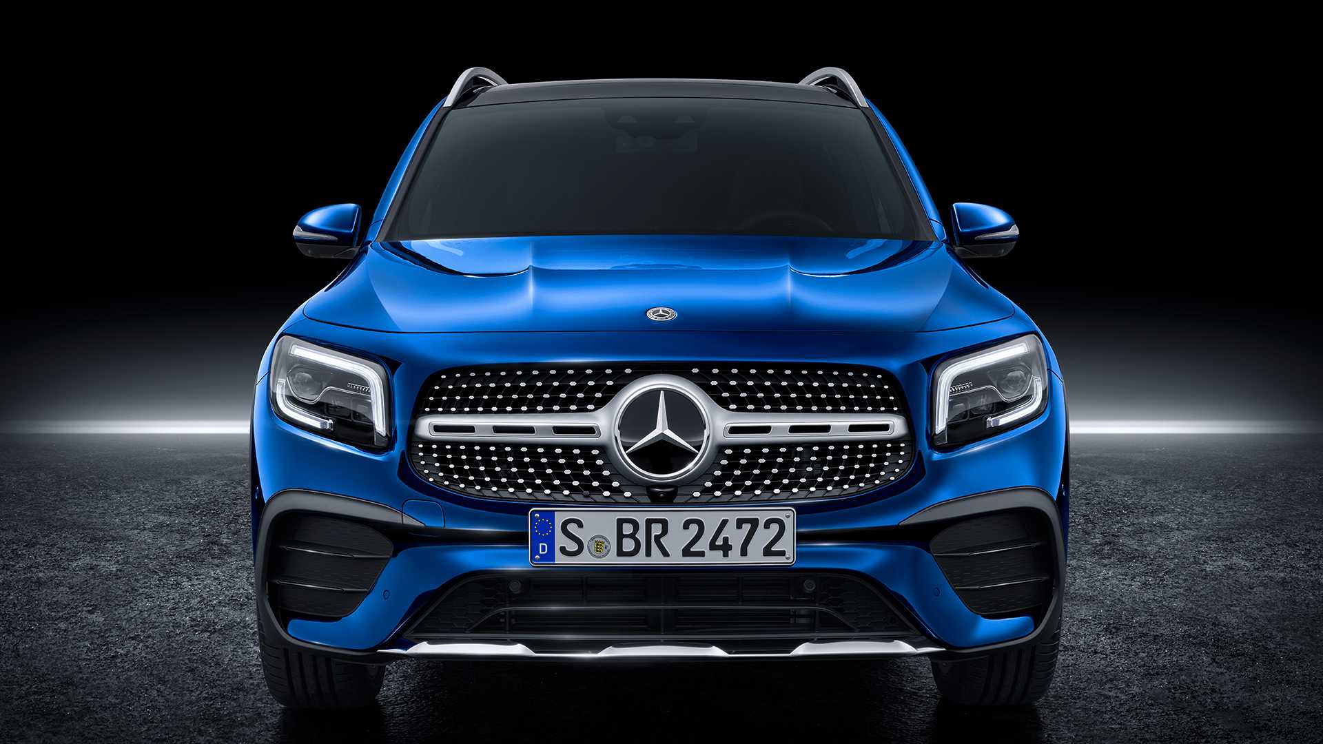 Yeni Mercedes-Benz GLB tanıtıldı: Kompakt gövdede 7 koltuk seçeneği