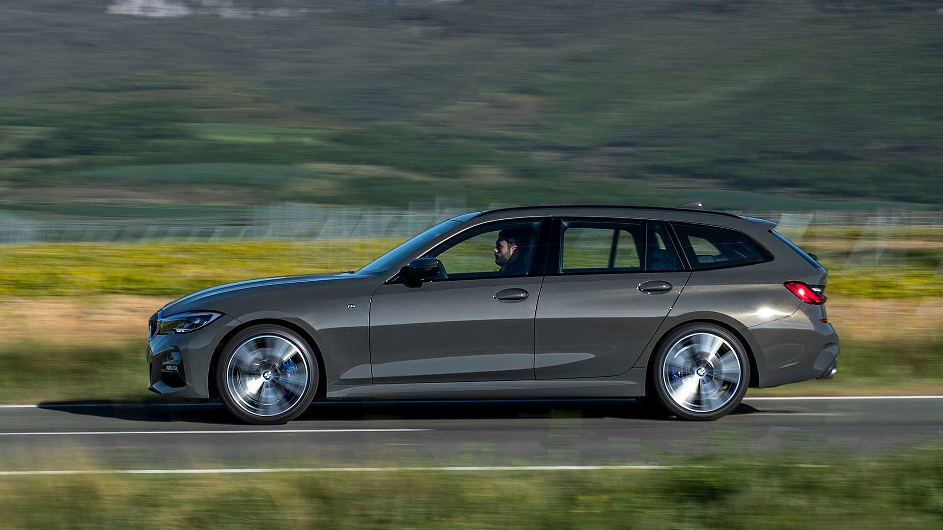 Yeni BMW 3 Serisi Touring resmi olarak tanıtıldı