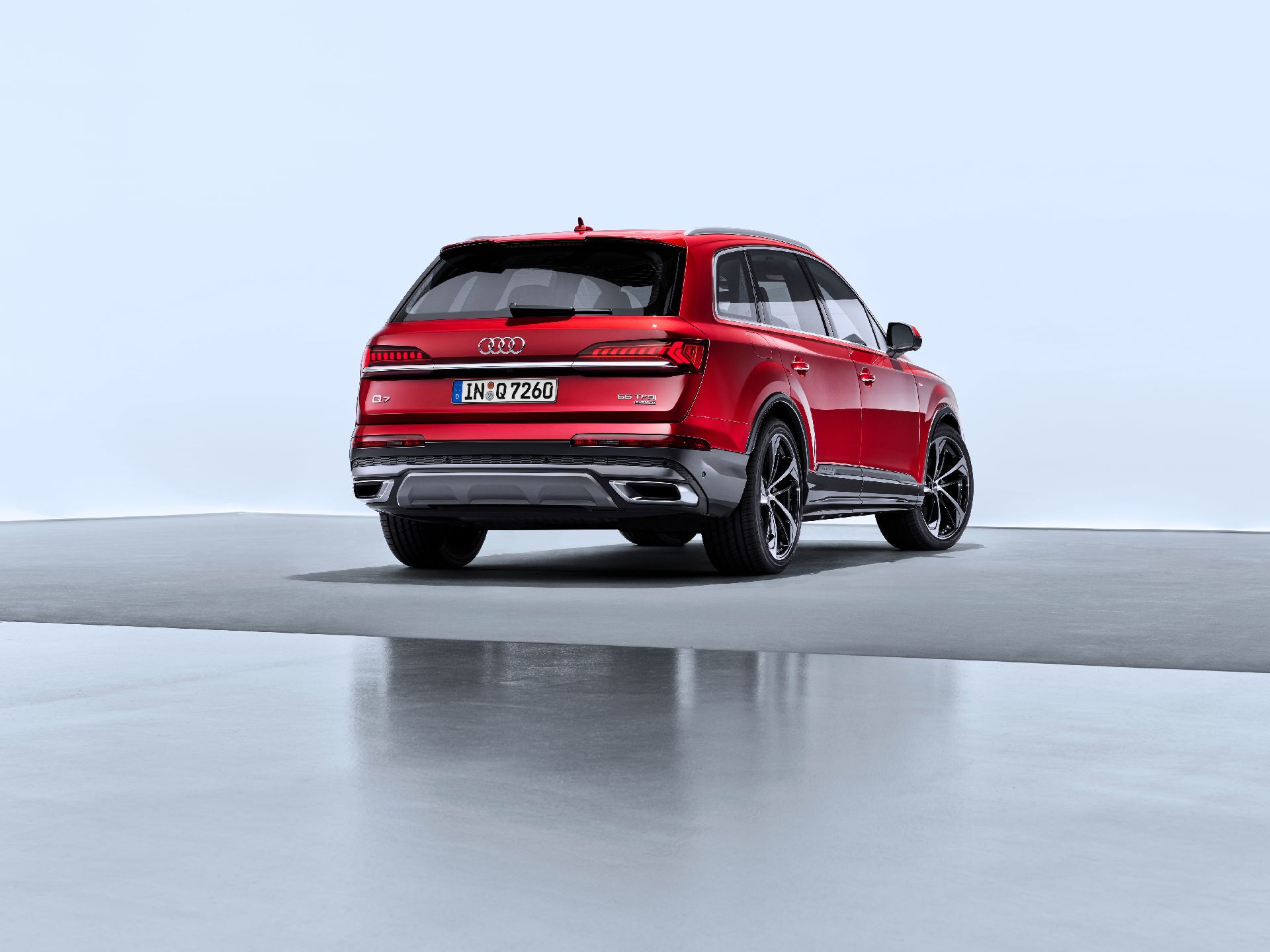 Makyajlanan 2019 Audi Q7, hibrit motorları ve yeni teknolojileriyle tanıtıldı