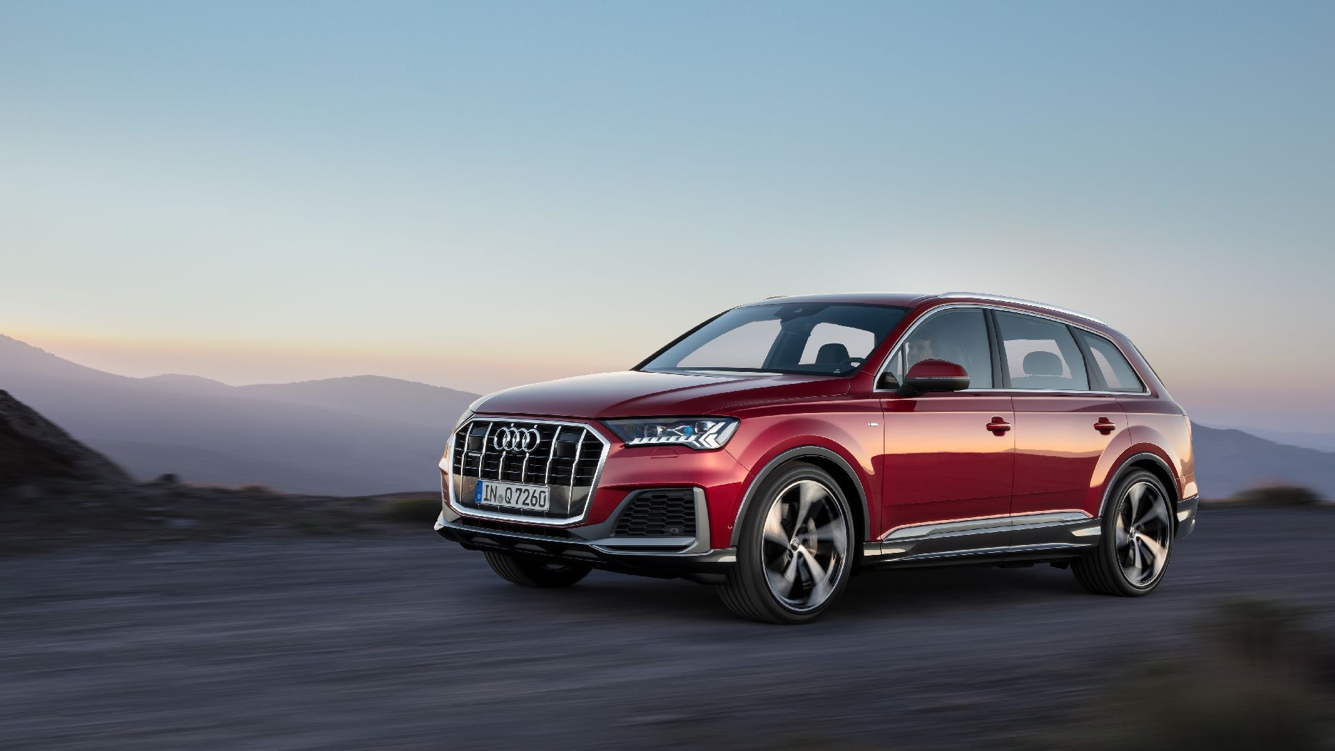 Makyajlanan 2019 Audi Q7, hibrit motorları ve yeni teknolojileriyle tanıtıldı