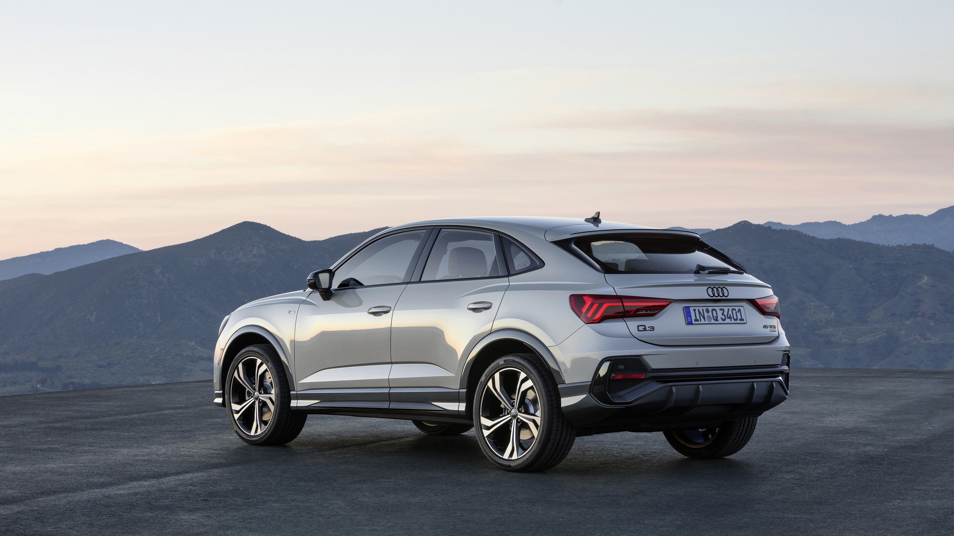 2019 Audi Q3 Sportback tanıtıldı: İşte özellikleri ve fiyatı