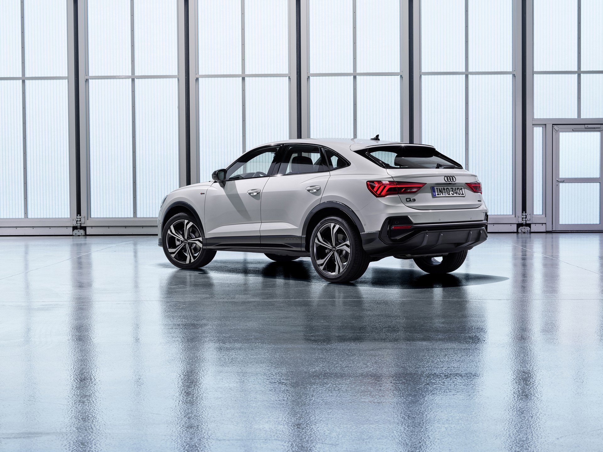 2019 Audi Q3 Sportback tanıtıldı: İşte özellikleri ve fiyatı