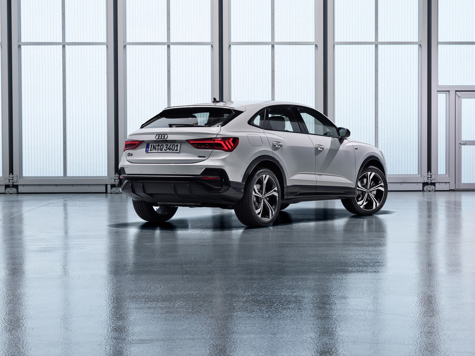 2019 Audi Q3 Sportback tanıtıldı: İşte özellikleri ve fiyatı