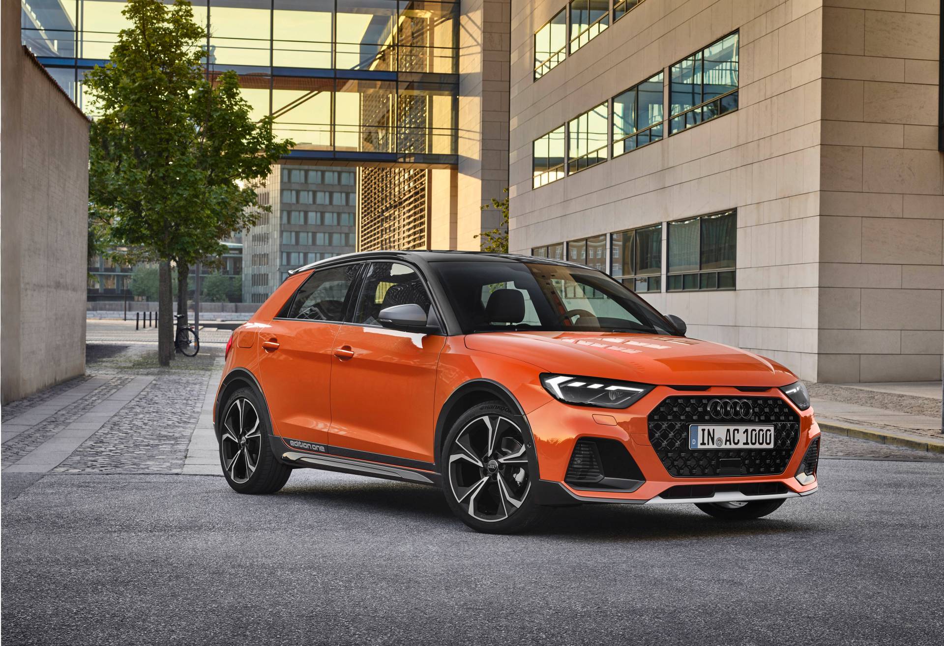 Crossover esintileri taşıyan 2019 Audi A1 Citycarver tanıtıldı