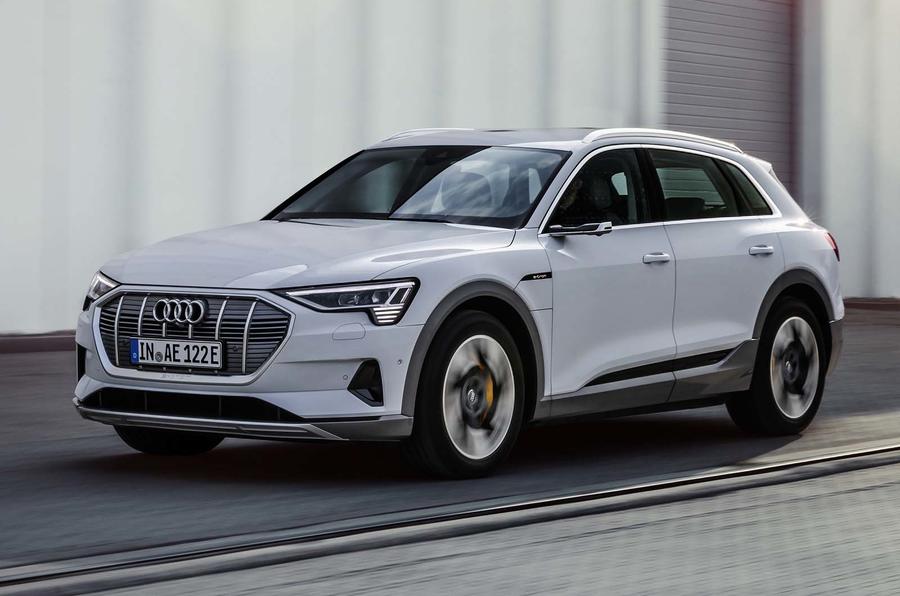 Audi, elektrikli E-tron SUV'un daha ucuz versiyonunu tanıttı