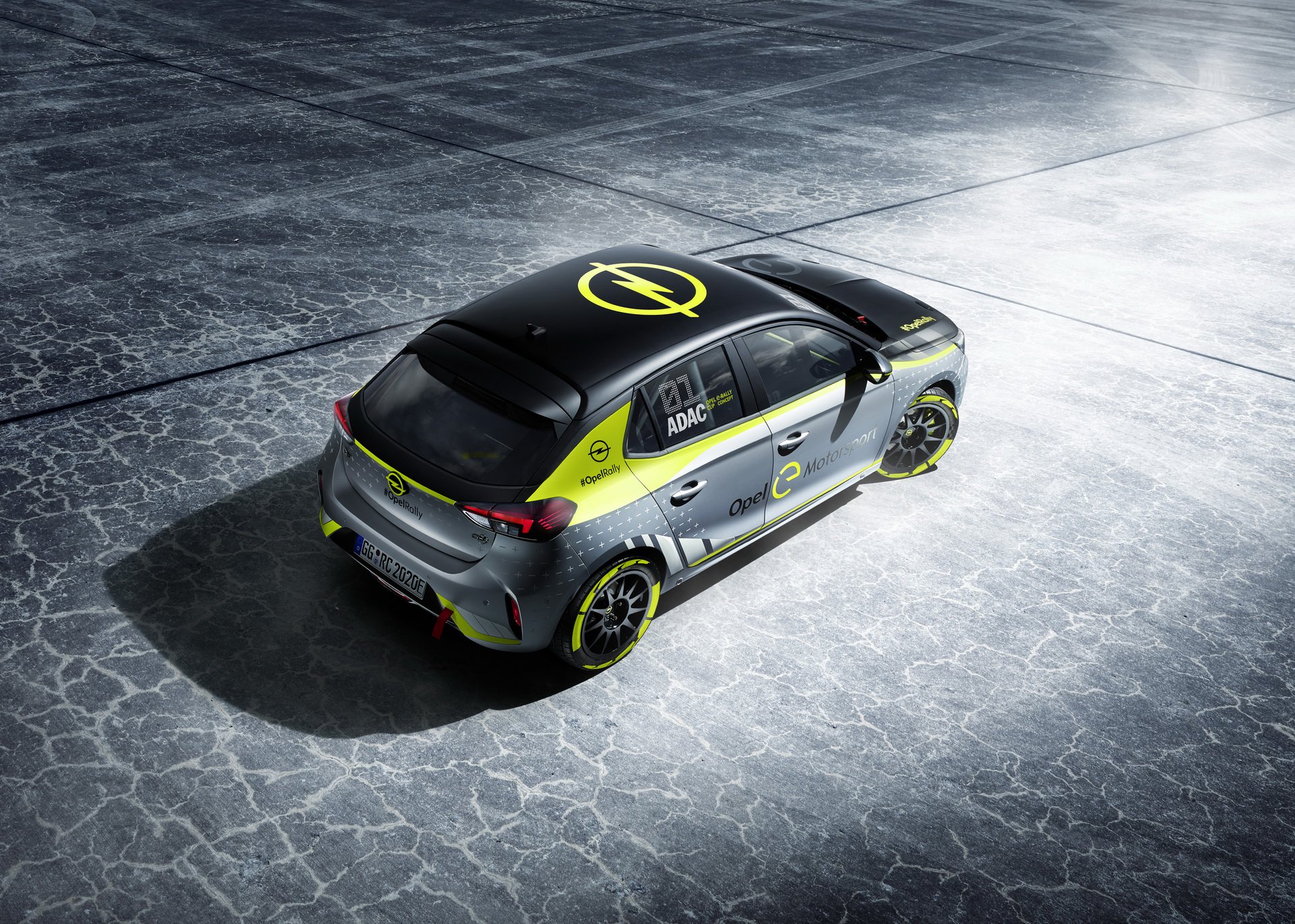 İşte Opel'in yeni elektrikli ralli aracı: Corsa-e Rally
