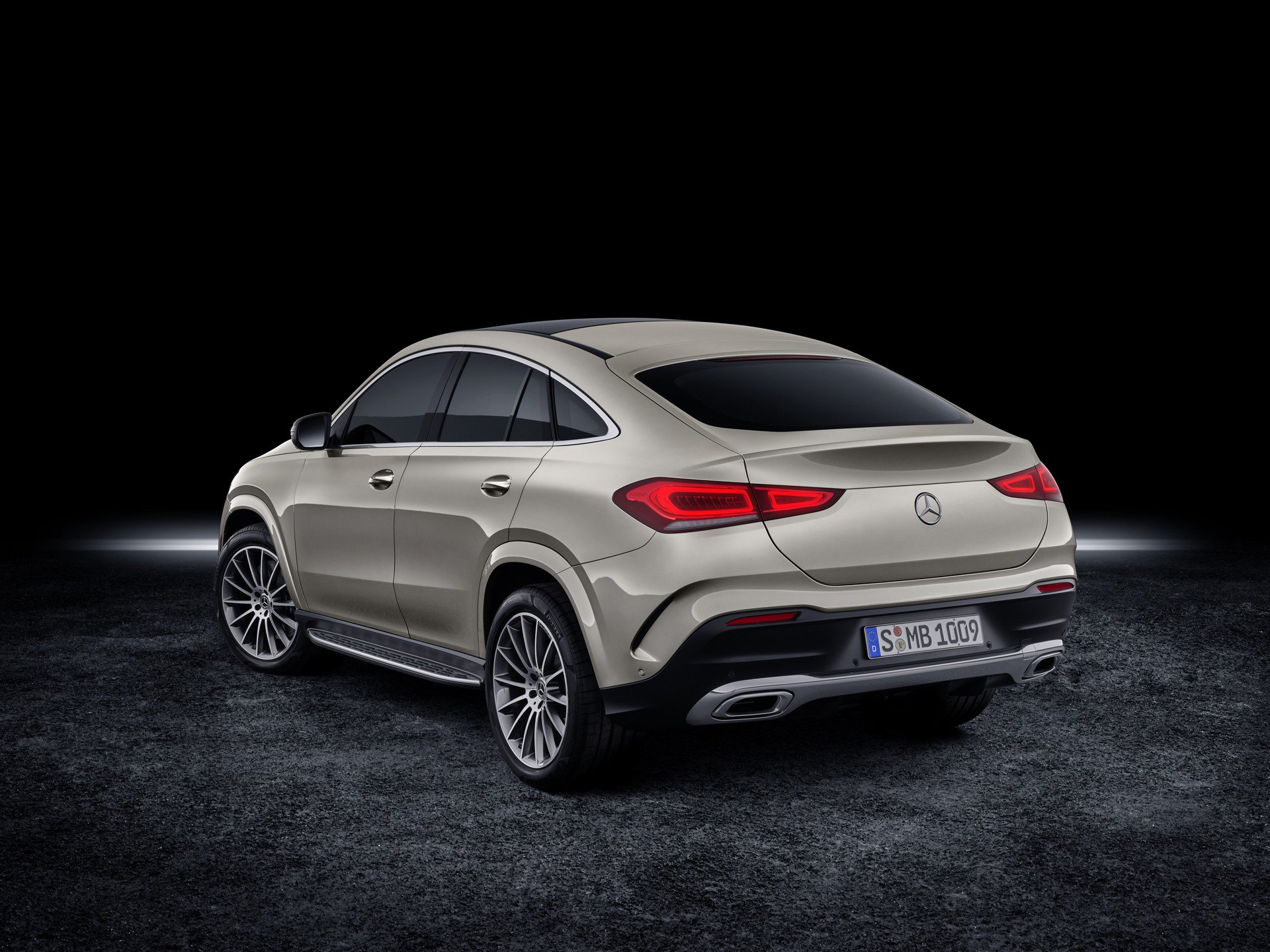 2020 Mercedes-Benz GLE Coupe ve AMG GLE 53 Coupe modelleri tanıtıldı