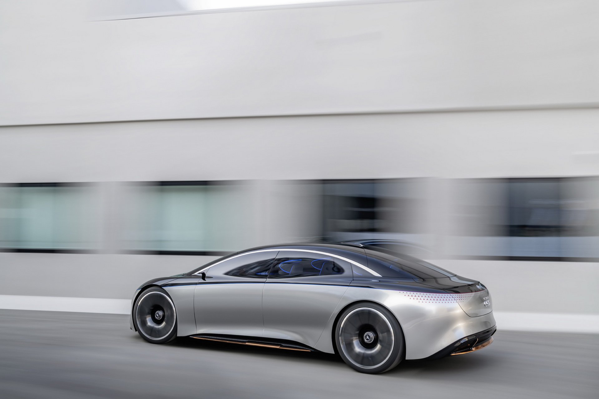 Mercedes-Benz Vision EQS konsepti tanıtıldı: Geleceğin elektrikli lüks sedanı