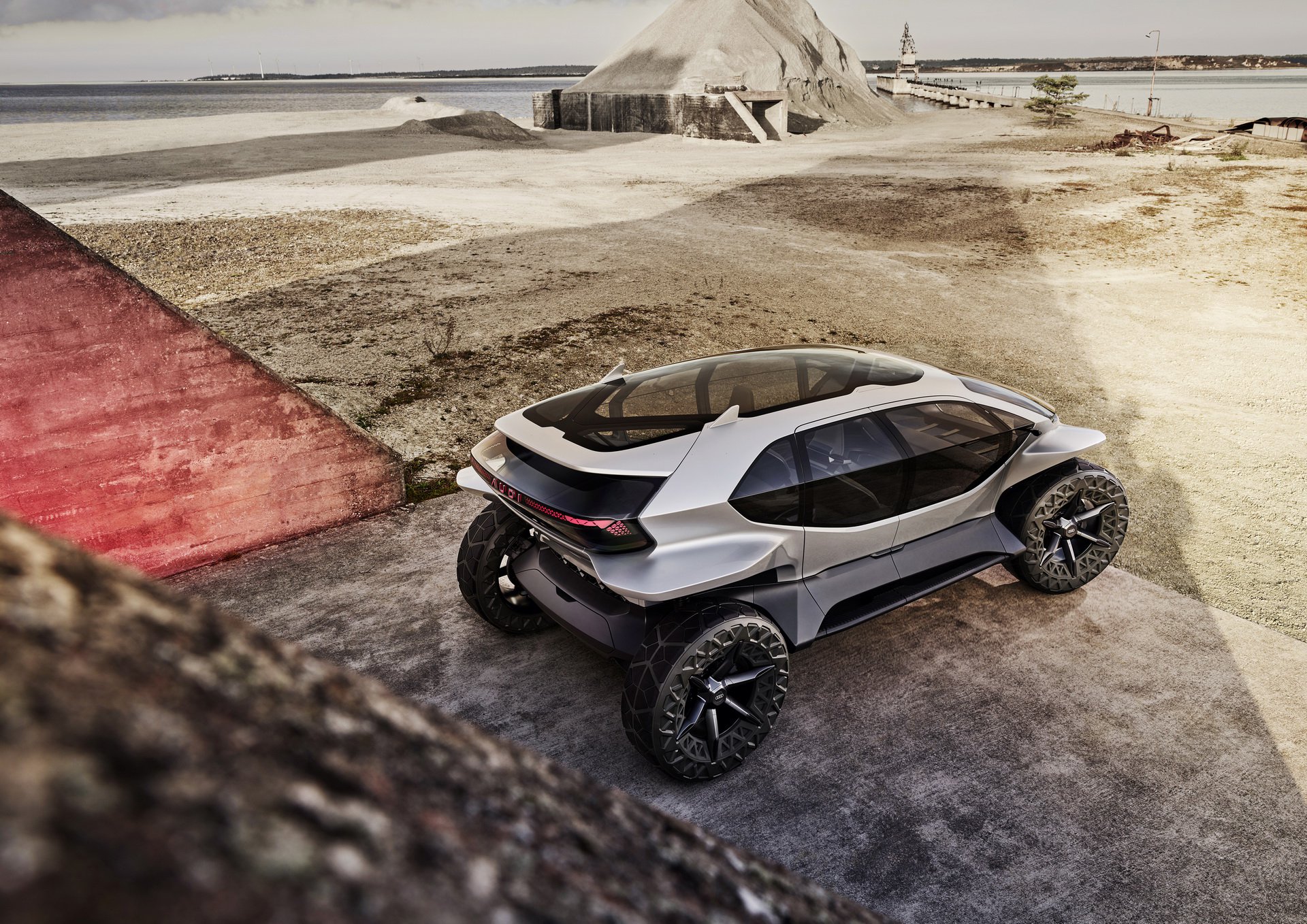Audi'den sıra dışı konsept: AI:Trail quattro