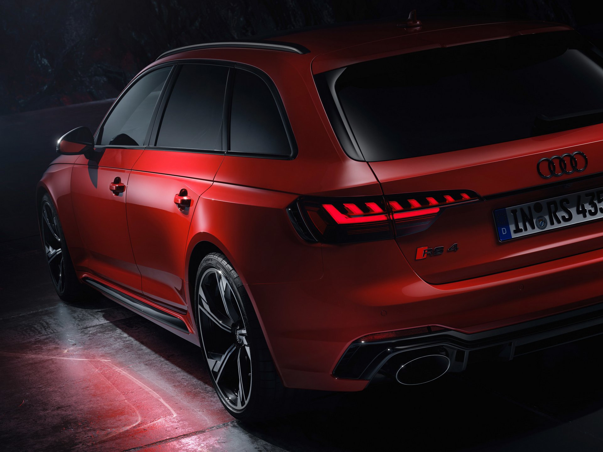 Makyajlı 2020 Audi RS4 Avant tanıtıldı: İşte tasarımı ve özellikleri