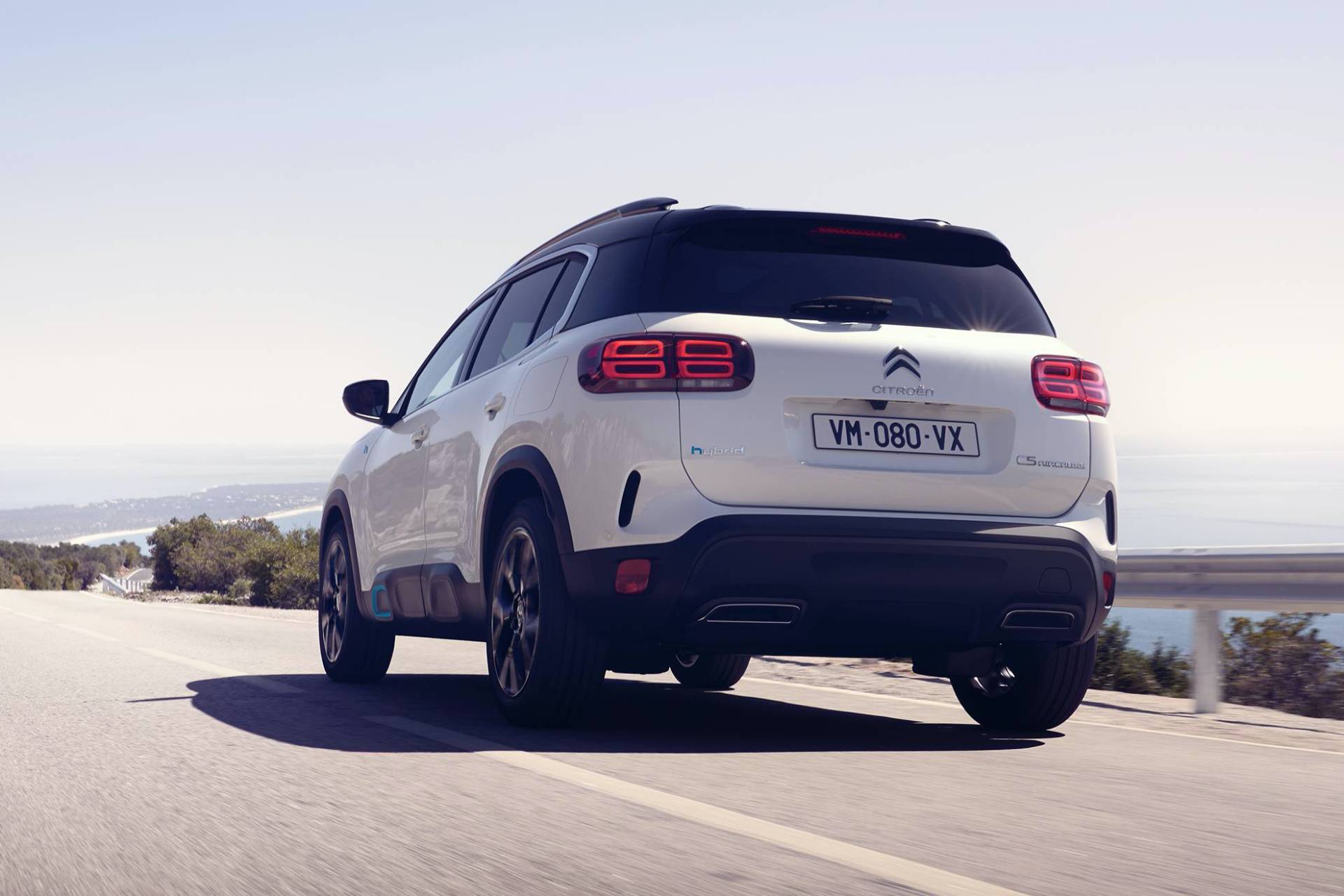 Citroen'den elektriğe ilk adım: Yeni C5 Aircross Hybrid