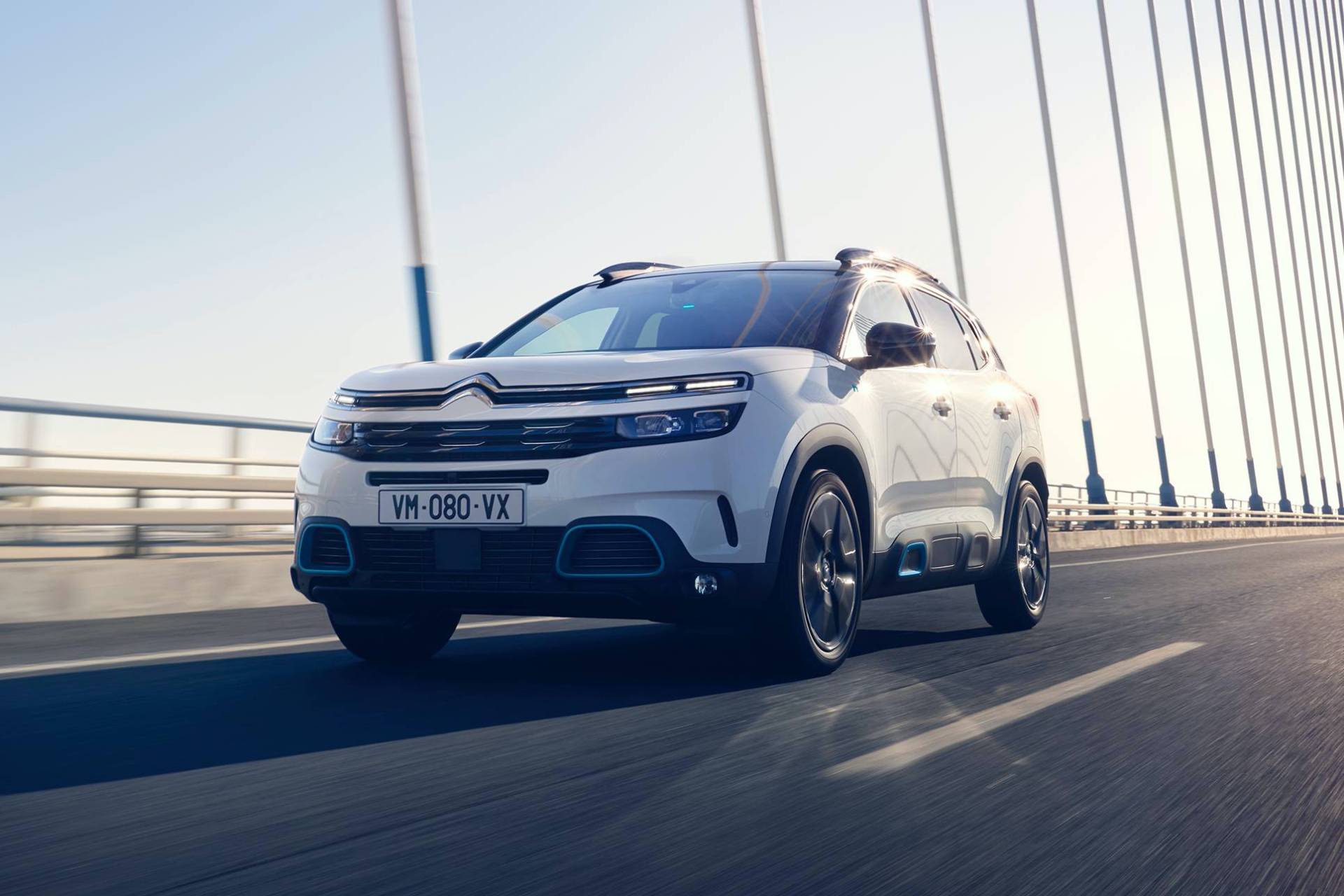 Citroen'den elektriğe ilk adım: Yeni C5 Aircross Hybrid