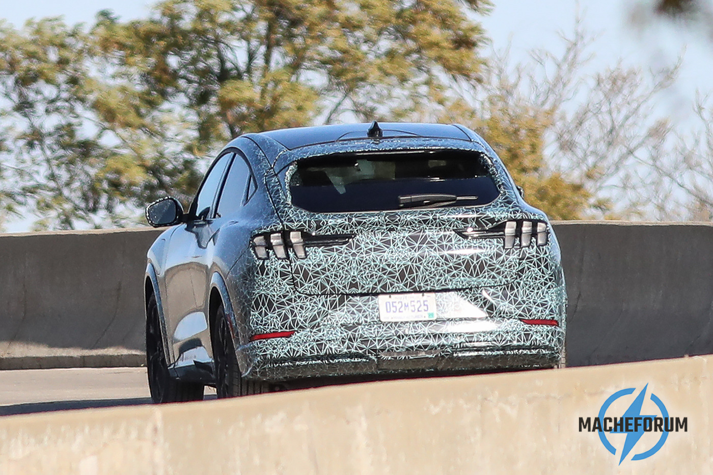 Ford Mustang'den ilham alan elektrikli crossover'ı ilk kez görüntülendi