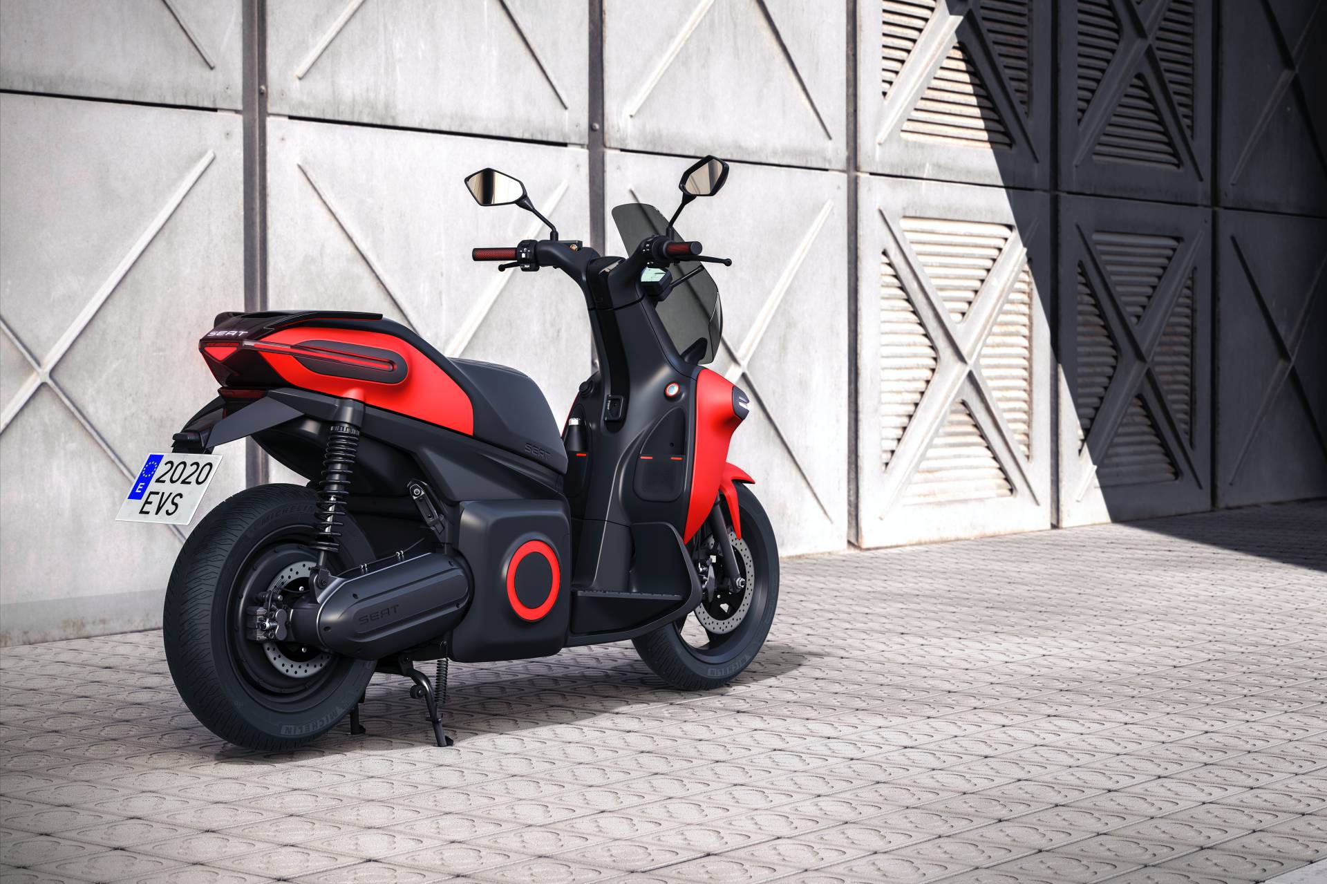Seat, elektrikli motosiklet konsepti e-Scooter'ı tanıttı
