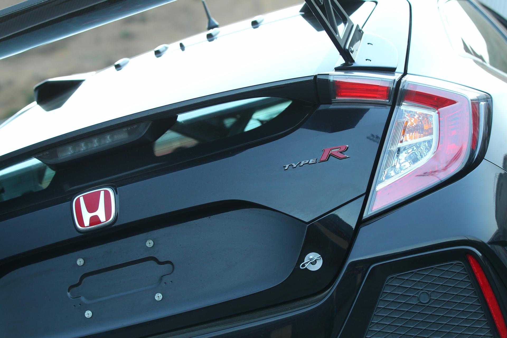 Honda Civic Type R'ın pistlere özel yeni bir versiyonu tanıtıldı