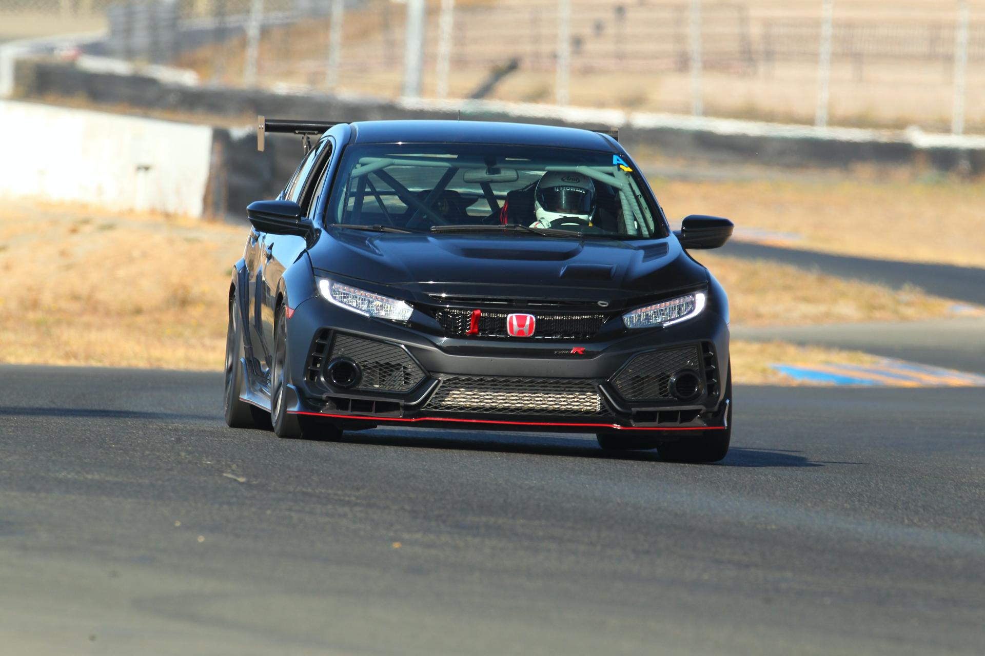 Honda Civic Type R'ın pistlere özel yeni bir versiyonu tanıtıldı