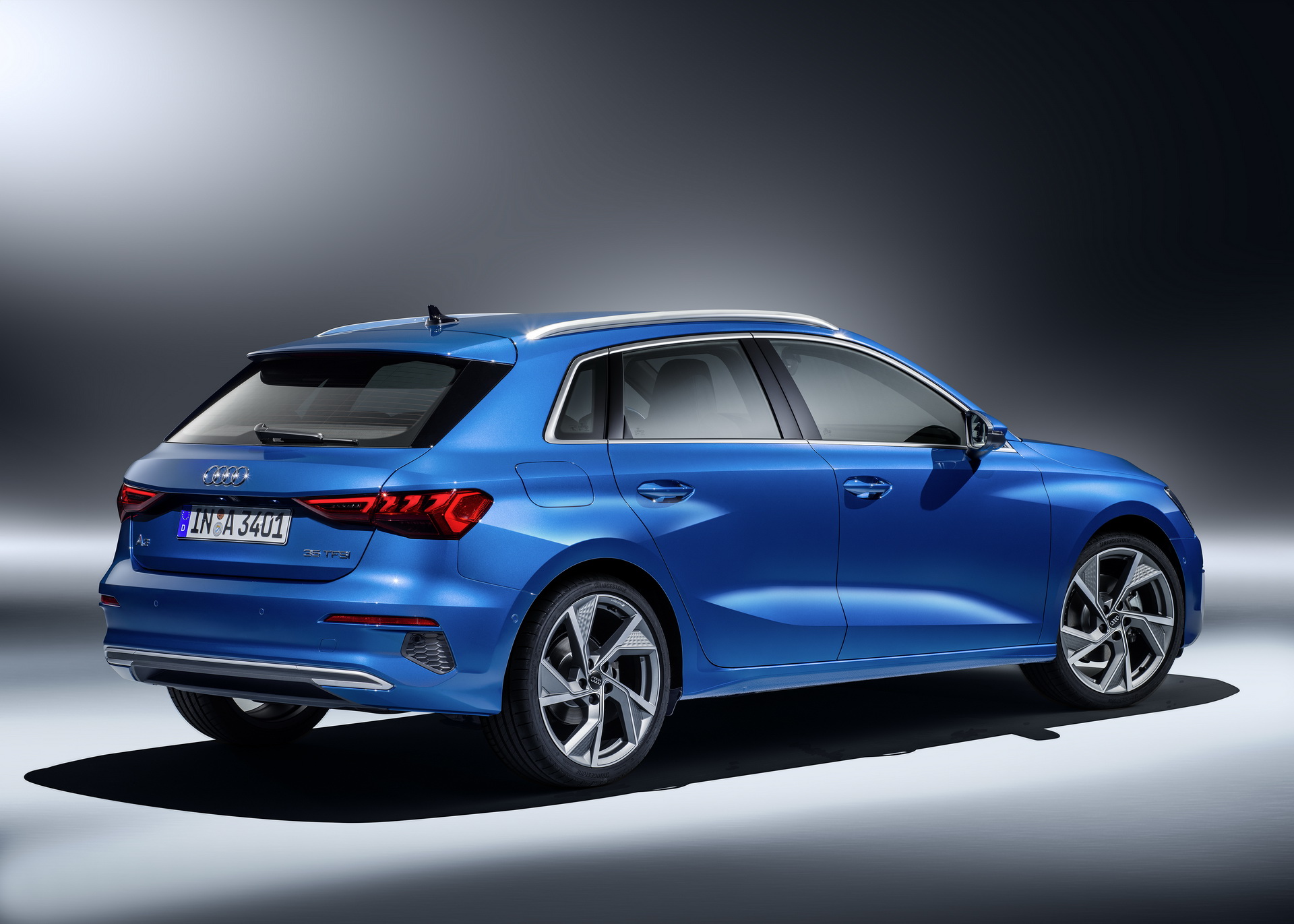 2020 Audi A3 Sportback tanıtıldı: Daha modern ve aerodinamik tasarım