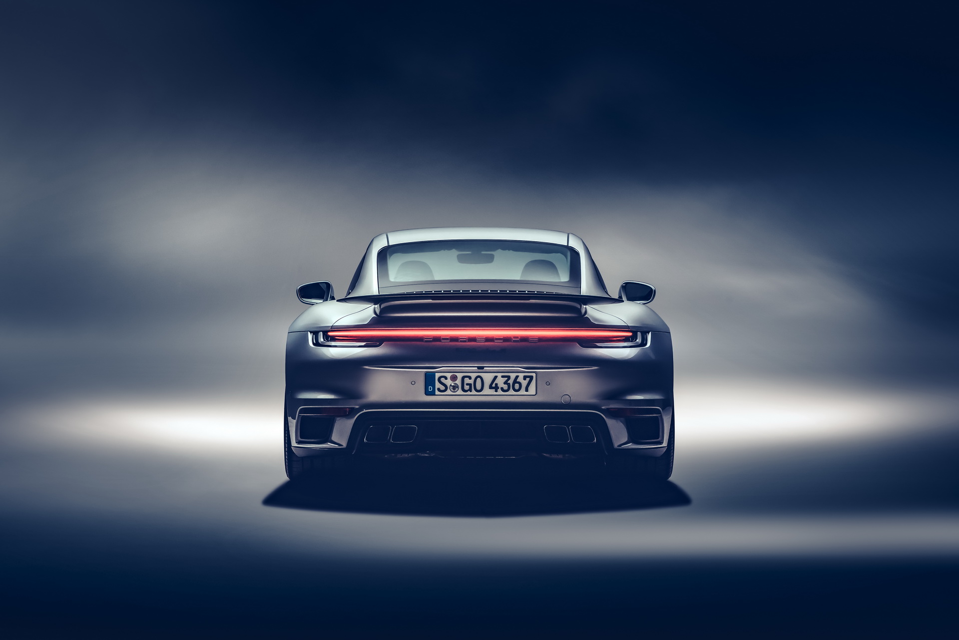 Yeni Porsche 911 Turbo S, 650 beygir güçle geri döndü