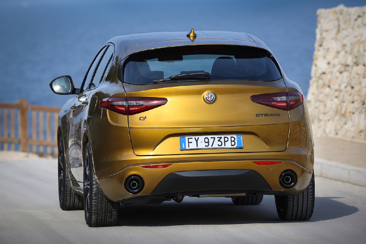 Yeni Alfa Romeo Stelvio Türkiye'de satışa sunuldu: İşte fiyatı ve özellikleri
