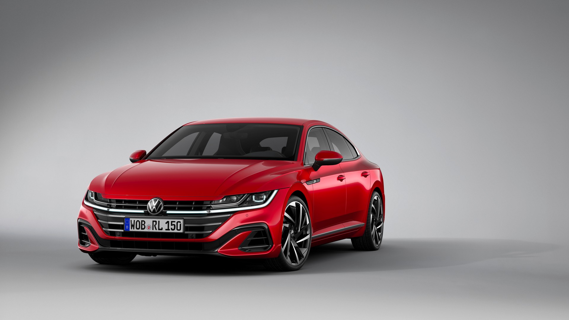 2020 Volkswagen Arteon tanıtıldı: Shooting Brake gövde tipi, güçlü R versiyon ve plug-in hibrit motor