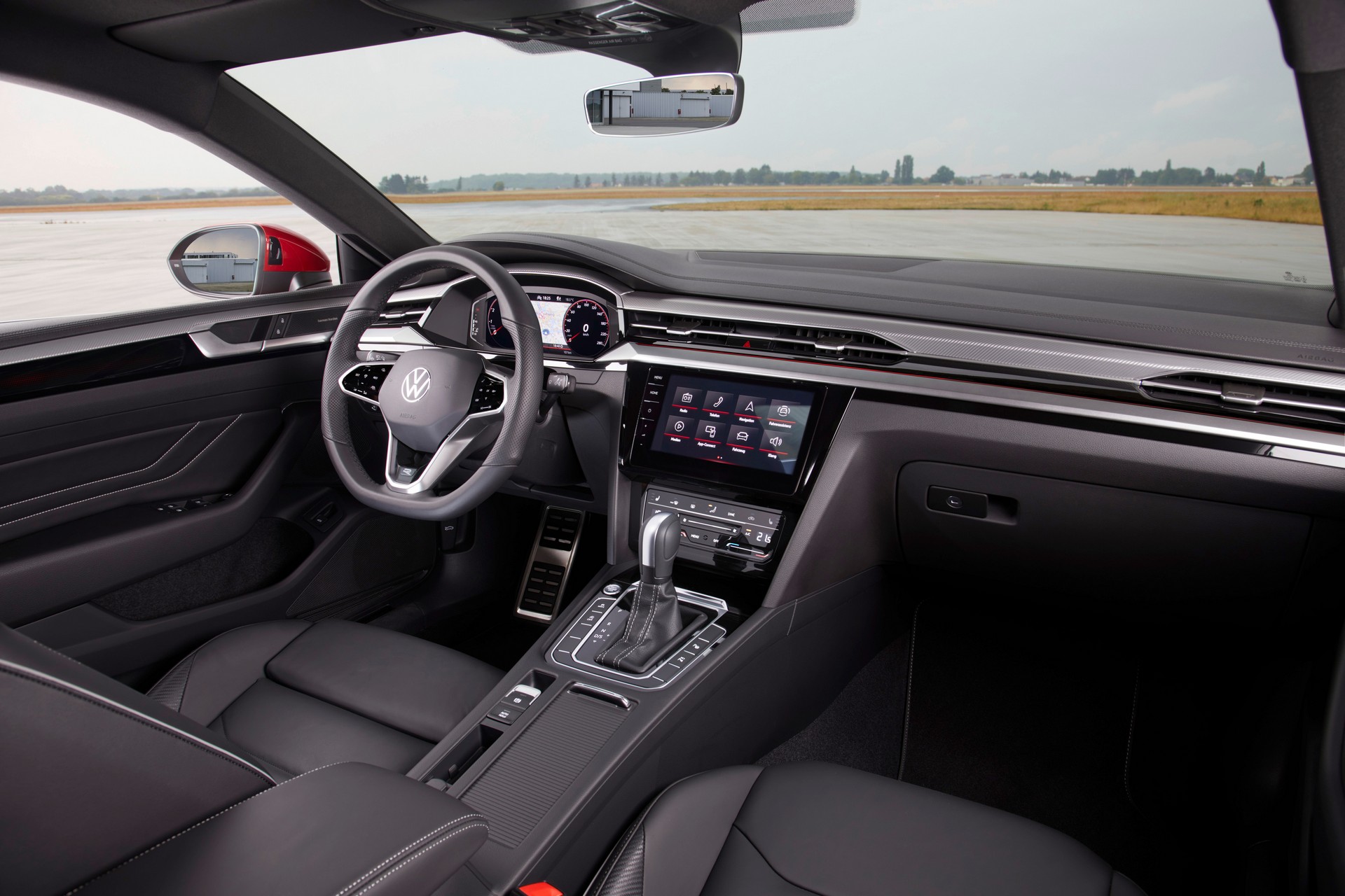 2020 Volkswagen Arteon tanıtıldı: Shooting Brake gövde tipi, güçlü R versiyon ve plug-in hibrit motor