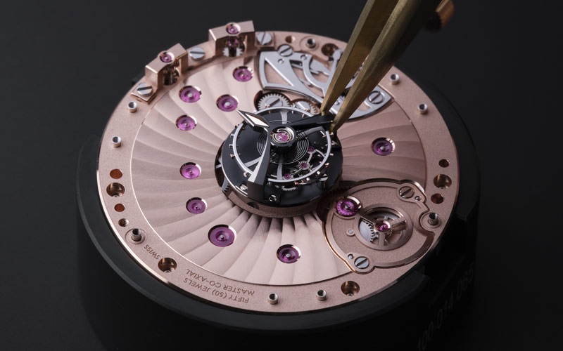 Omega De Ville Tourbillon Master Chronometer modelini duyurdu