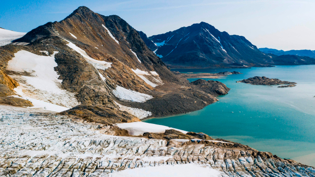 Grönland buzullarındaki erime, artık dönüşü olmayan yola girdi! Dünya için alarm zilleri çalıyor