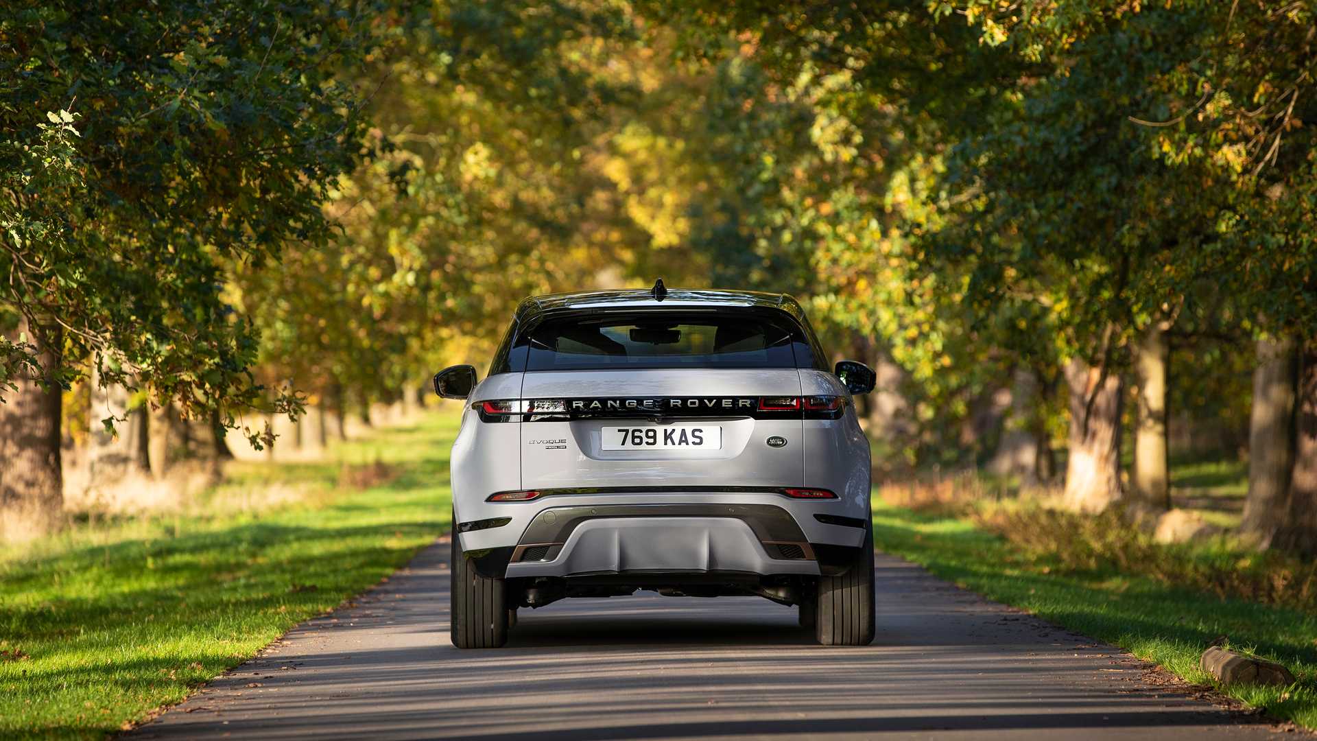 Range Rover Evoque'un şarj edilebilir hibrit seçeneği Türkiye'de