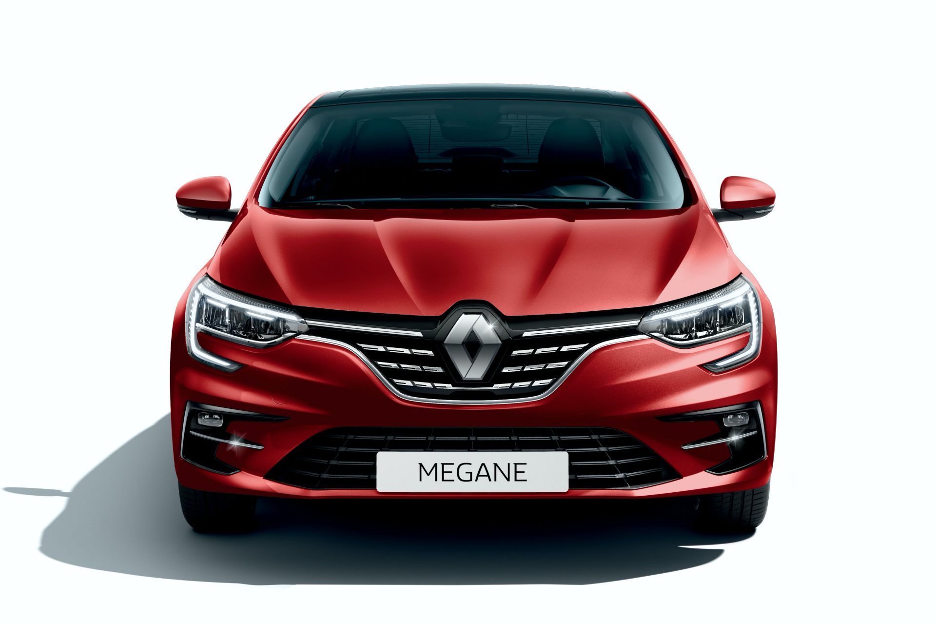 Makyajlı Megane Sedan tanıtıldı: İşte tasarımı ve özellikleri