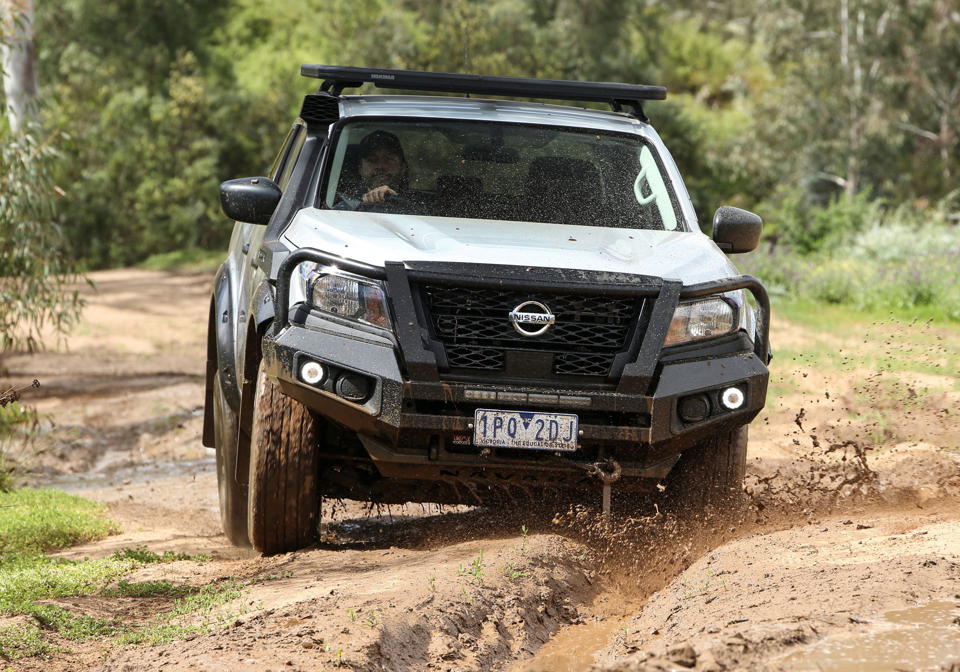 Makyajlı 2021 Nissan Navara karşınızda: Önemli yenilikler ve yeni PRO-4X donanımı