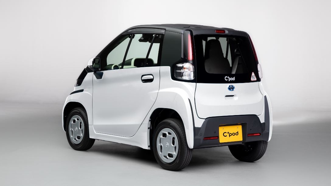 Toyota, iki kişilik kompakt elektrikli aracı C+Pod'u satışa sundu