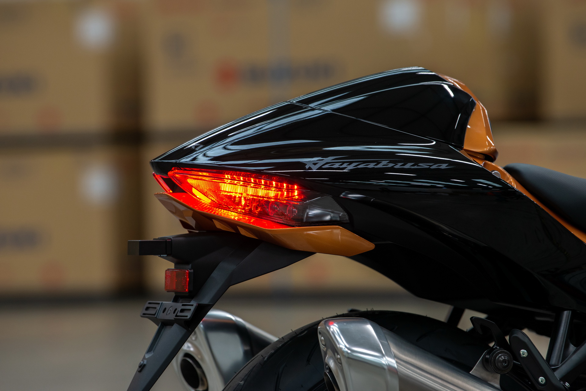 2021 Suzuki Hayabusa tanıtıldı: Yeni güvenlik teknolojileri ve 300 km/s maksimum hız