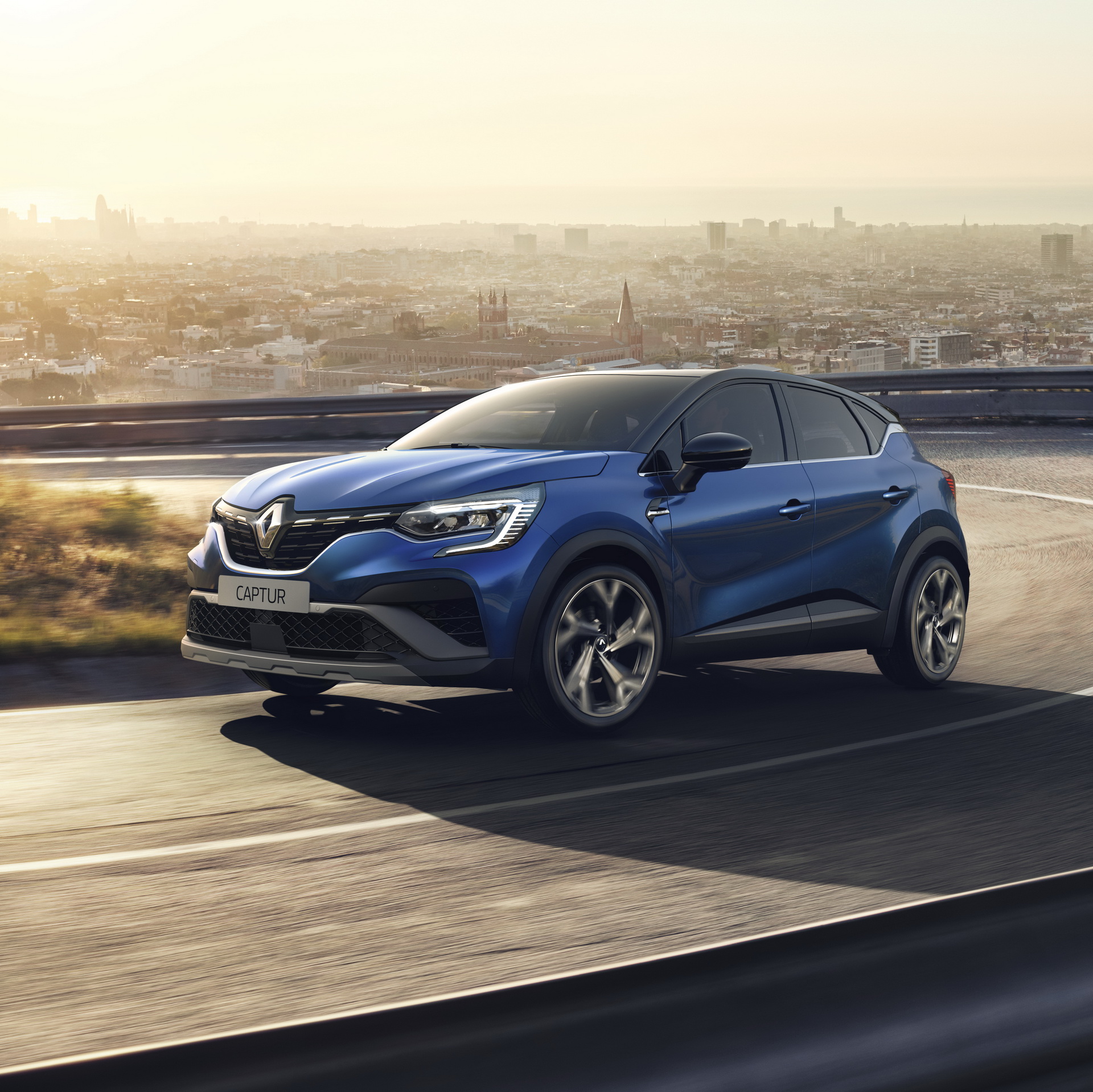 2021 Renault Captur R.S. Line, sportif tasarımıyla geldi